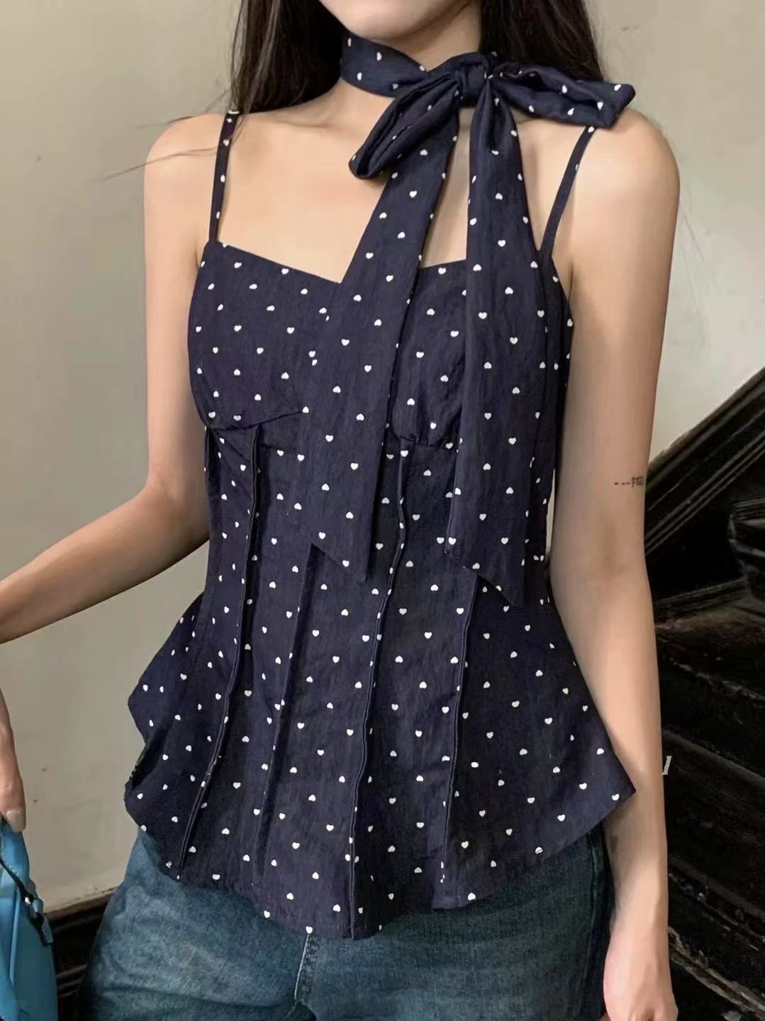 TP355爱心波点上衣