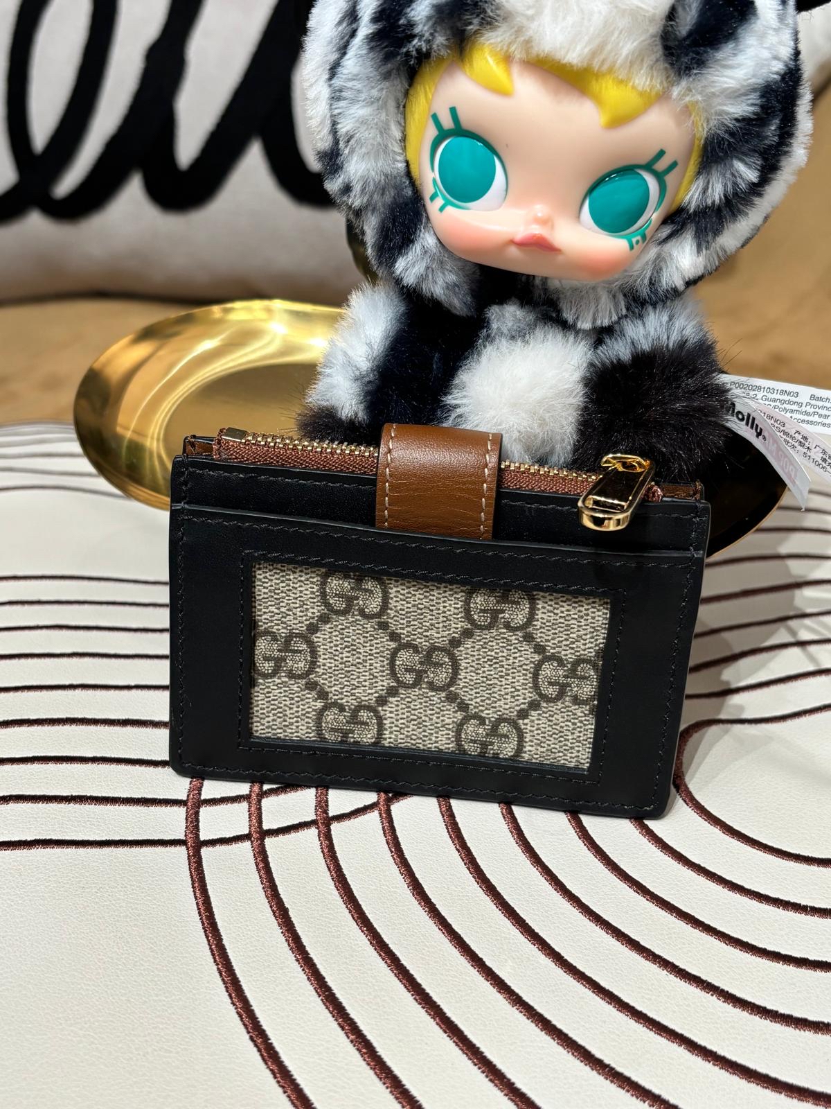 Gucci interlocking card holder 658228 100%Authentic,98%new ✅box 