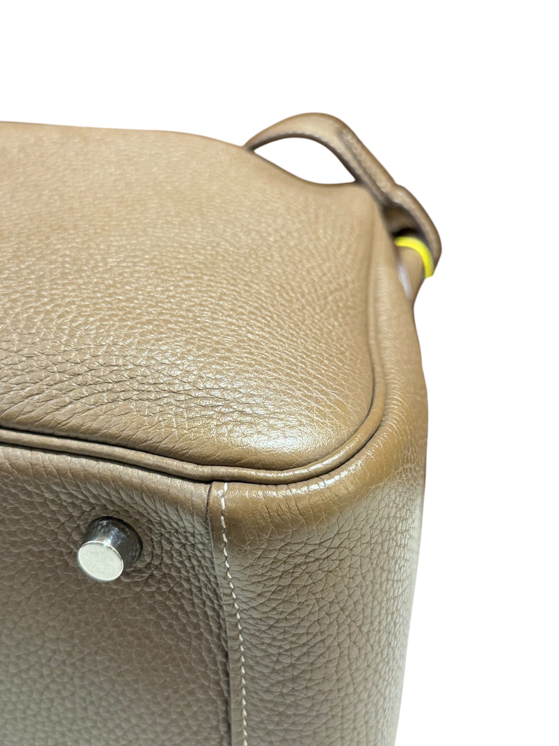Pre-Owned HERMÉS Lindy 30 Stamp A / Product Code: 070304