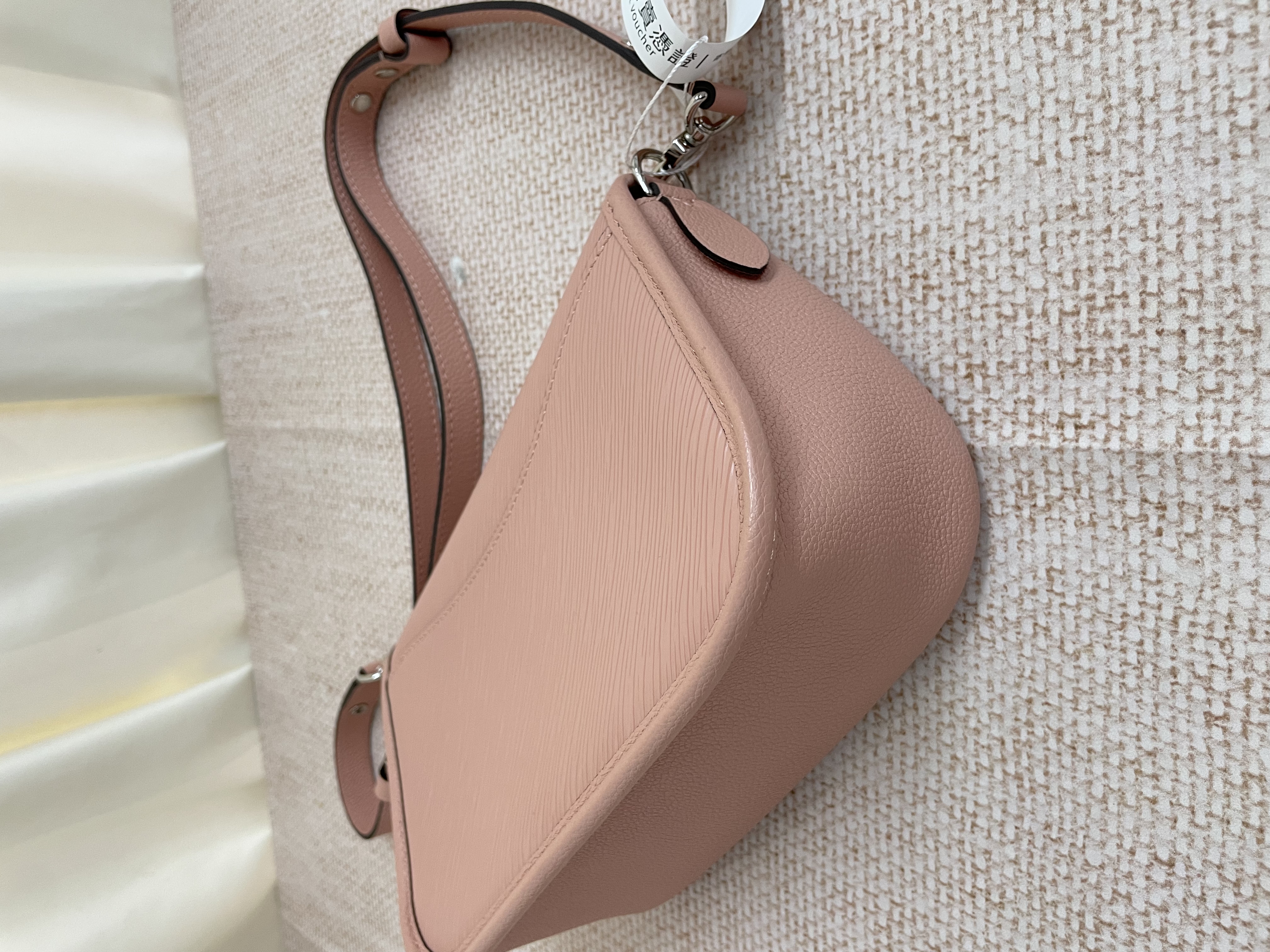 Pre-owned Louis Vuitton Buci / Product Code: 26043003