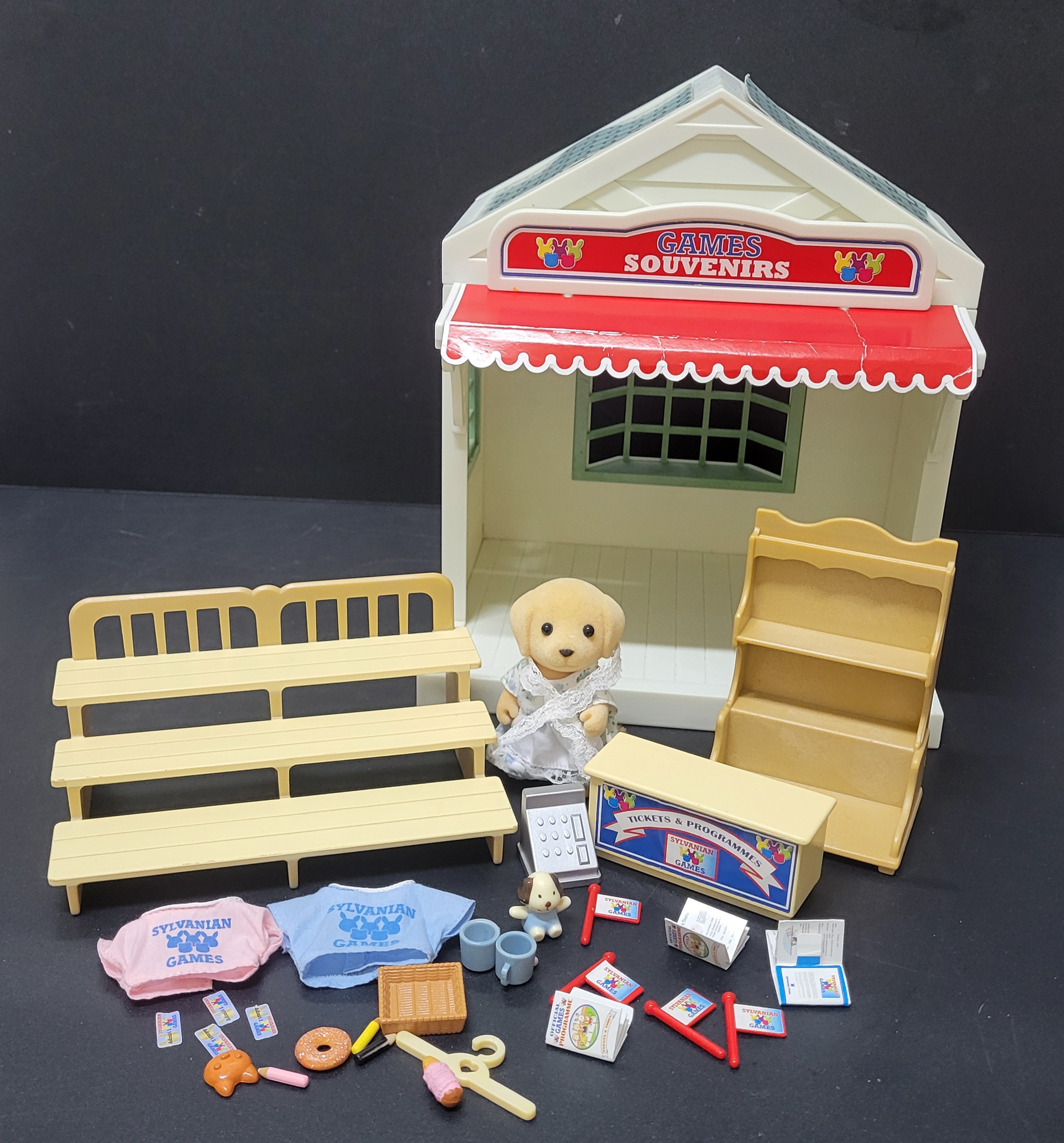 森林家族紀念品店260430