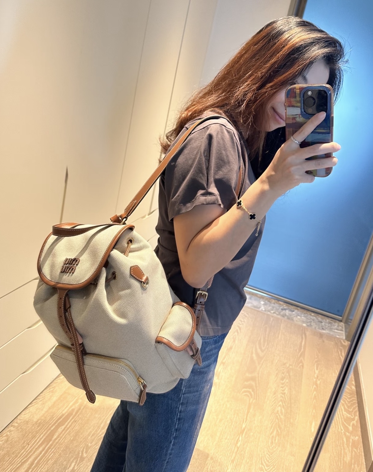 新款🆕 訂貨‼️ MIUMIU帆布拼皮背囊 可側揹 Size 29.5x25x12.5cm