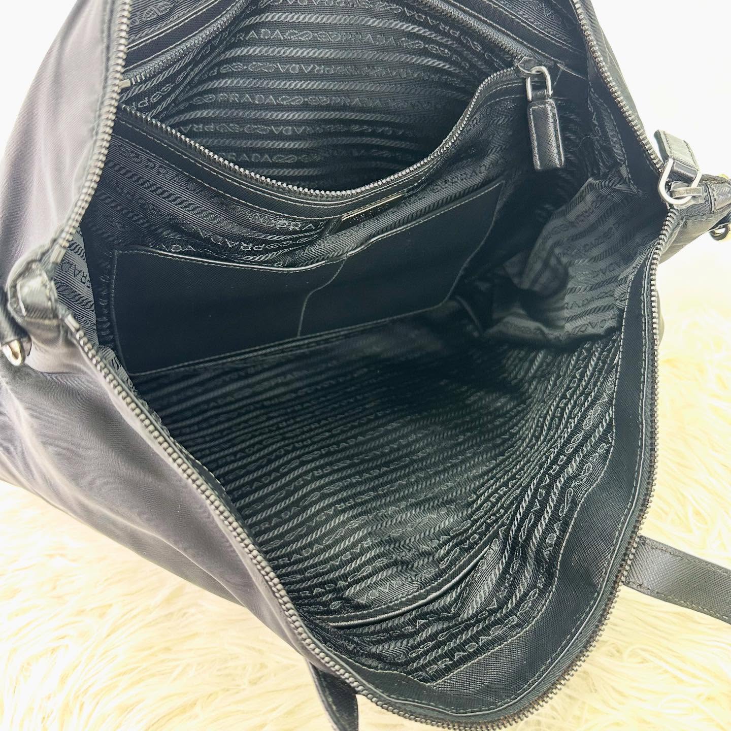 🤍PRE OWNED Tessuto Nylon 直立式黑色尼龍Tote Bag🖤