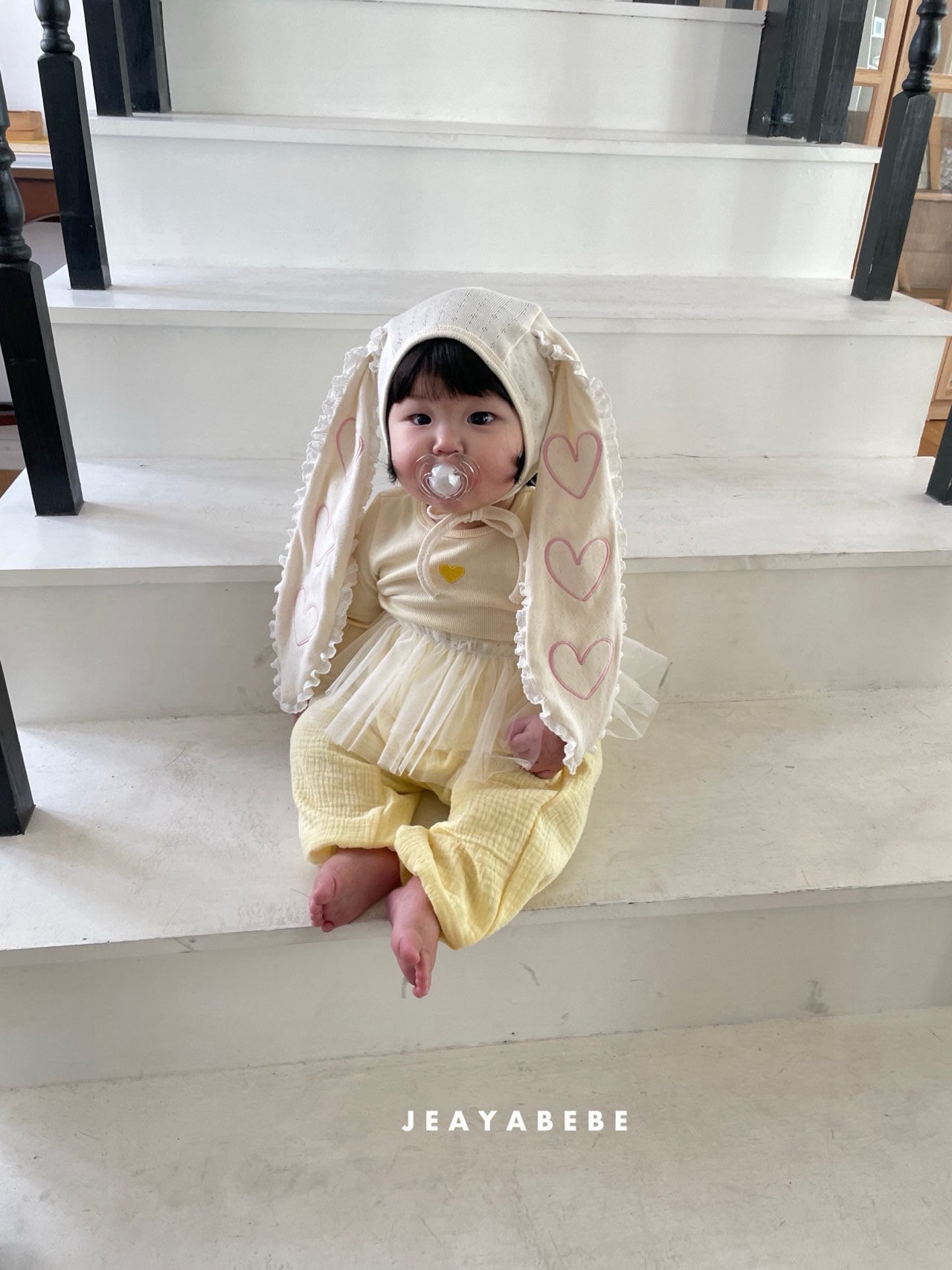 🇰🇷jeayabebe set (tee+pants)