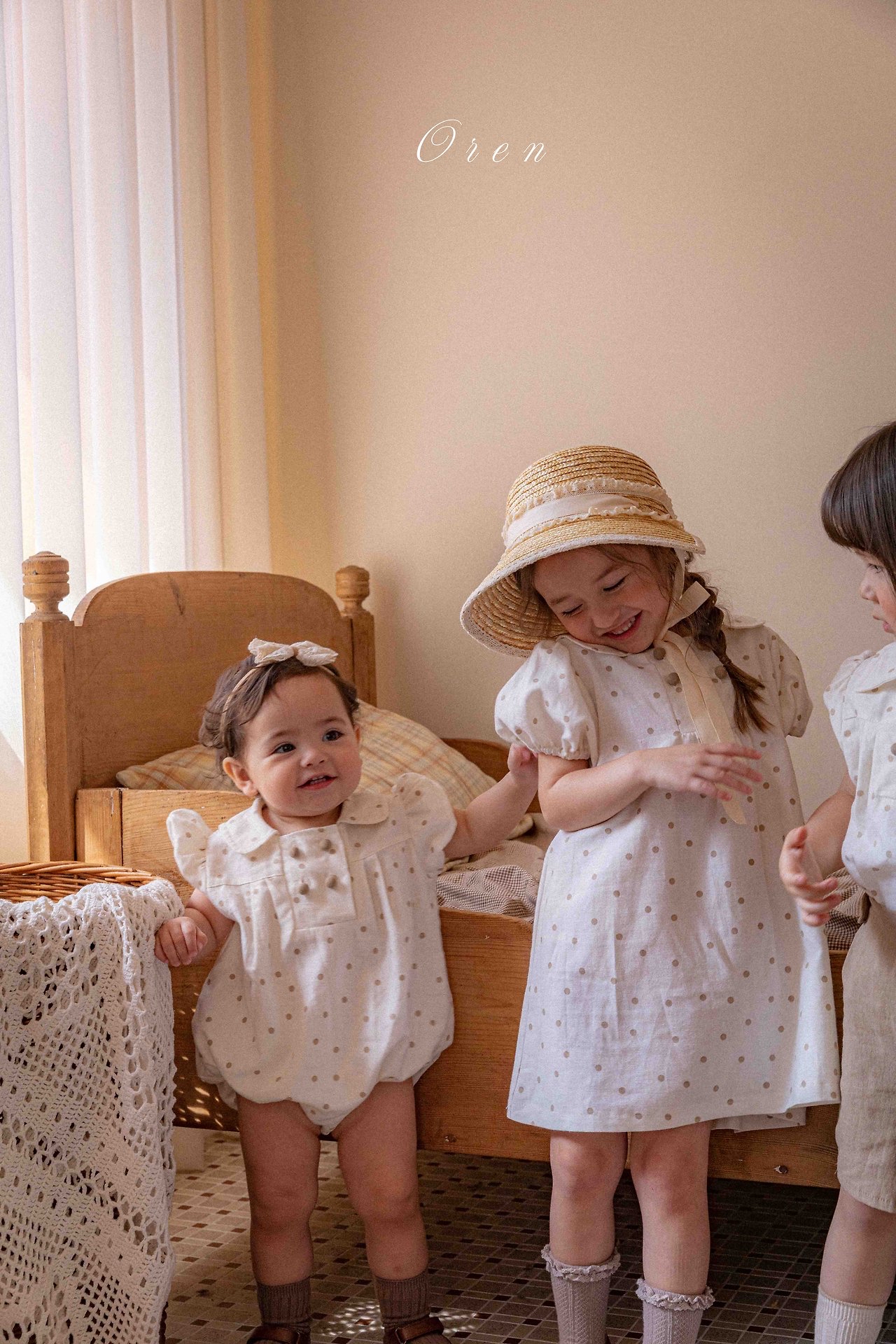 ☀️預訂 韓國直送☀️🇰🇷Oren 雙排鈕扣波點翻領亞麻混紡短袖包屁衣/連身裙/上下套裝