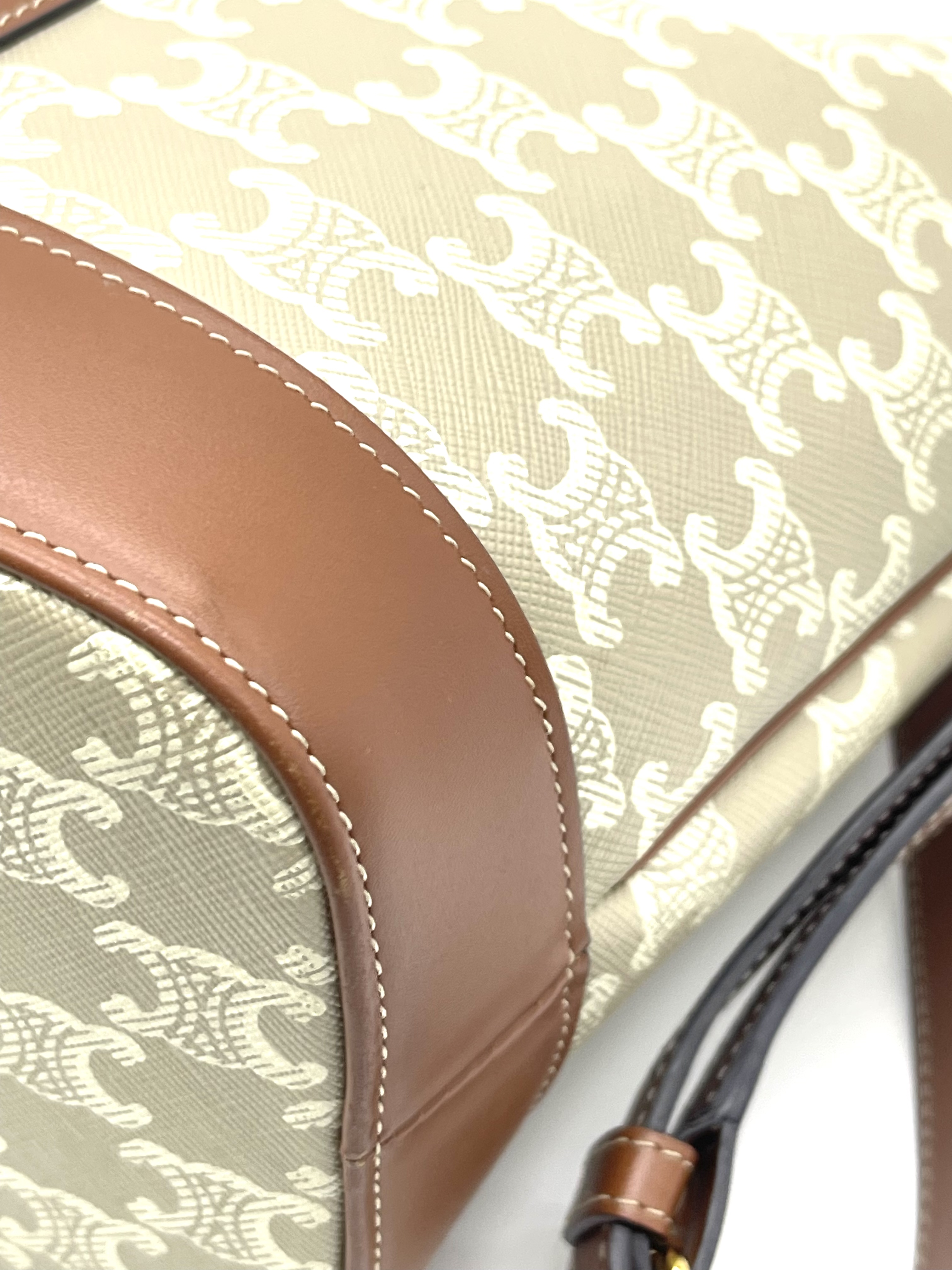 Pre-owned Celine Bucket Bag / Product Code: 26040204