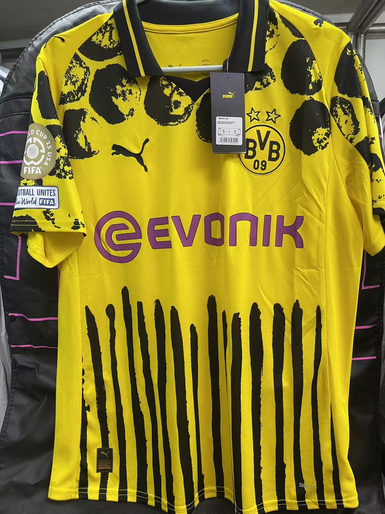 2025 Dortmund Club World Cup Shirt Size M "BNWT" 