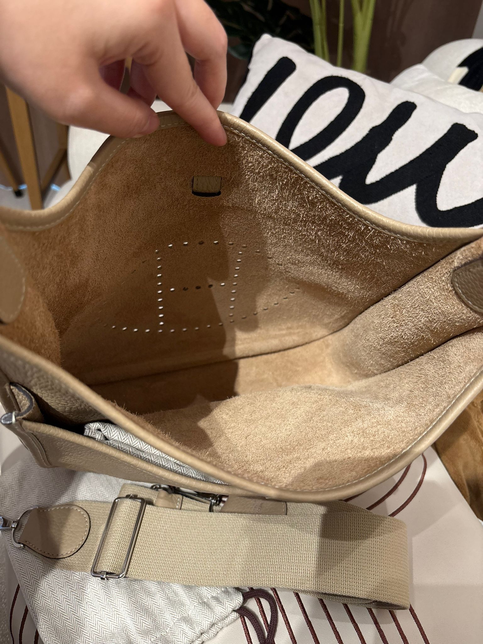 Hermes Evelyne 29,風衣灰,STAMP U 100%Authentic ,98%new ✅收據副本✅dust bag✅肩帶 ✅Box