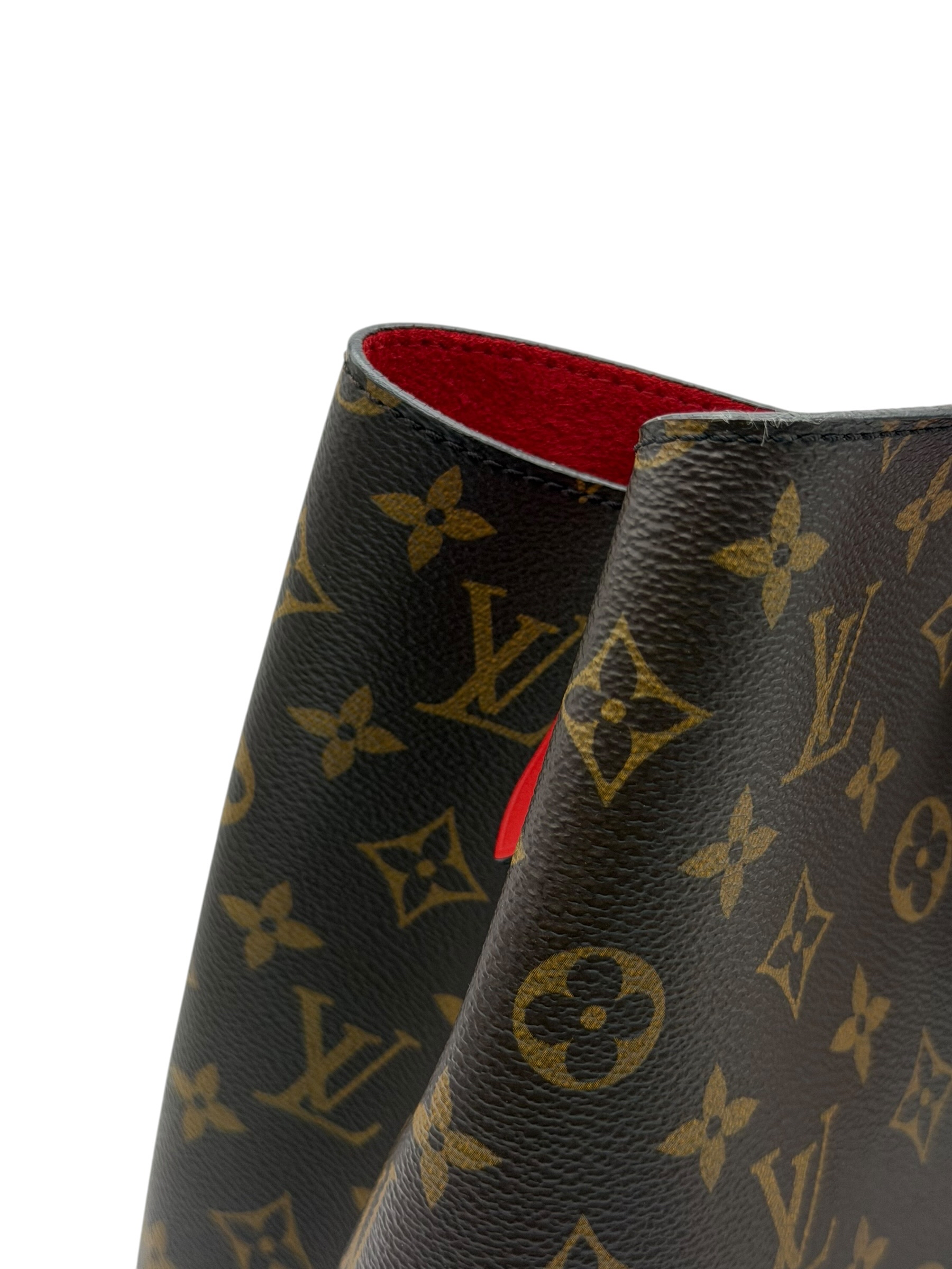 Pre-Owned LV NéoNoé MM / Product Code: 26053007