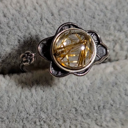Golden rutilated quartz round floral ring in adjustable sterling silver (B) - RT1470