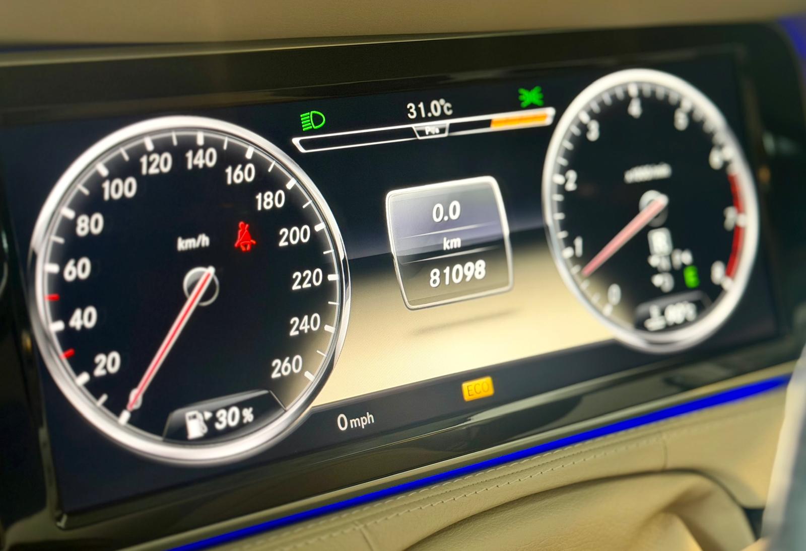 Mercedes-Benz S500 AMG (V222)