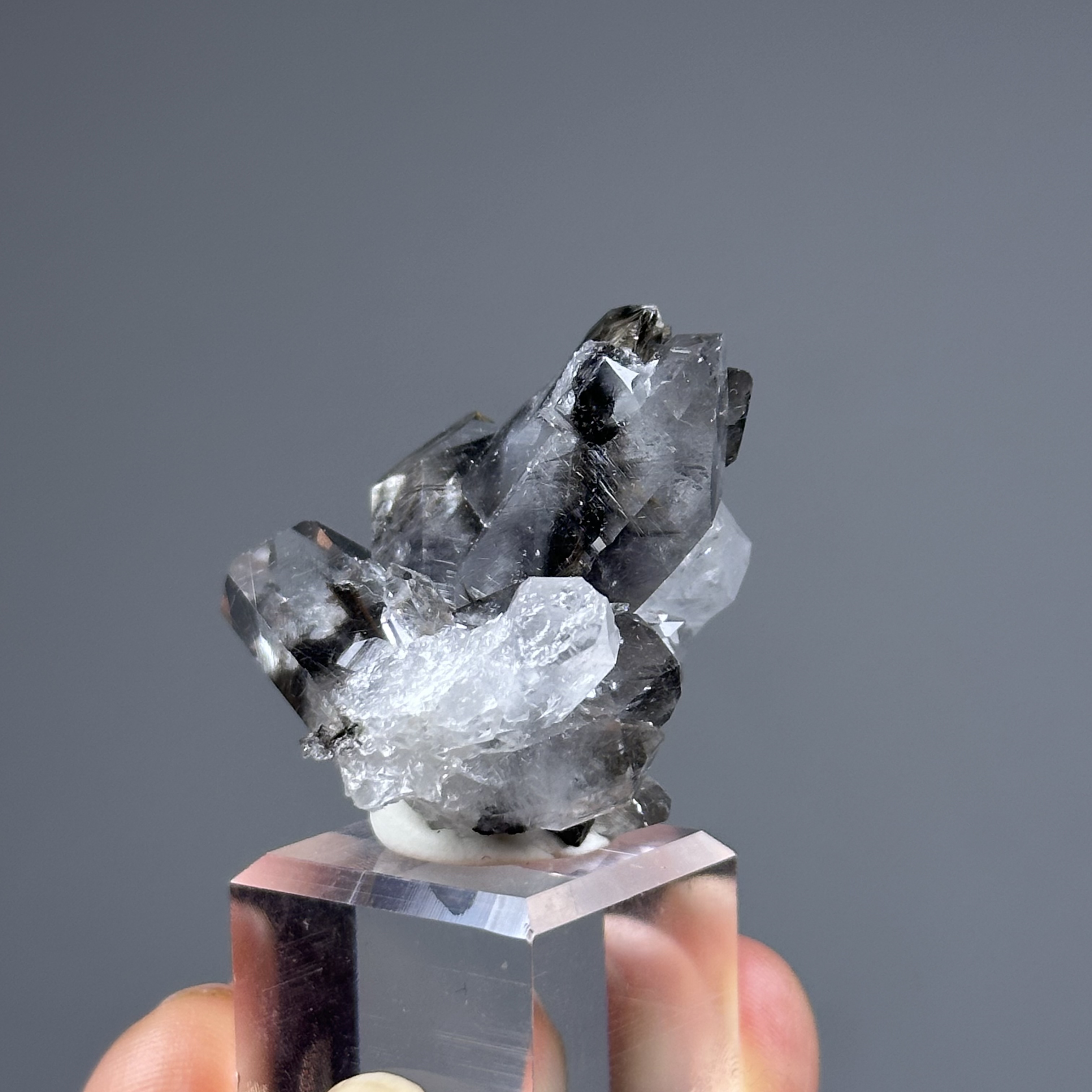 黑銀鈦水晶簇 - Brookite and Rutile Quartz | RU016