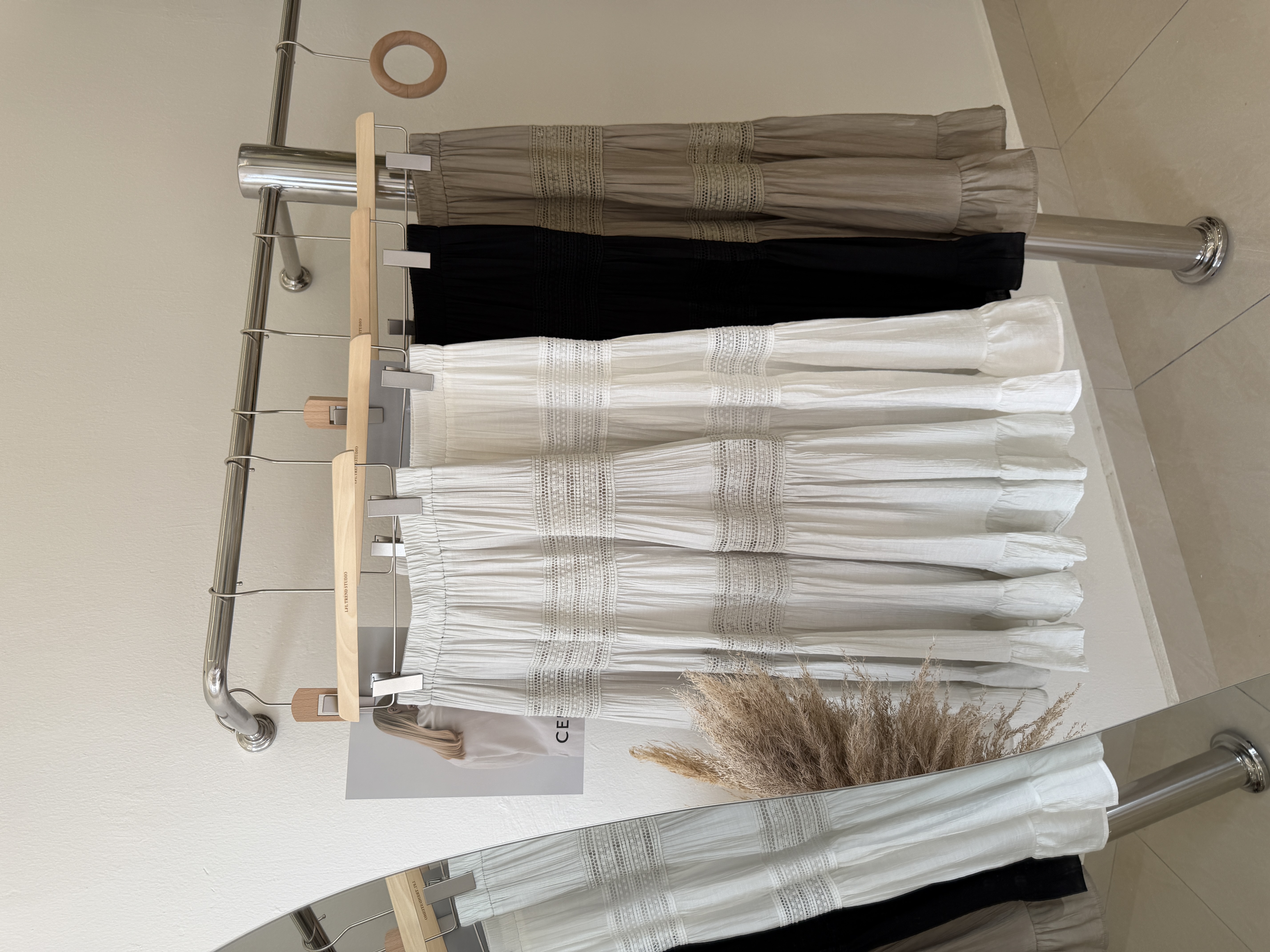 6595 韩系温柔镂空半身长裙