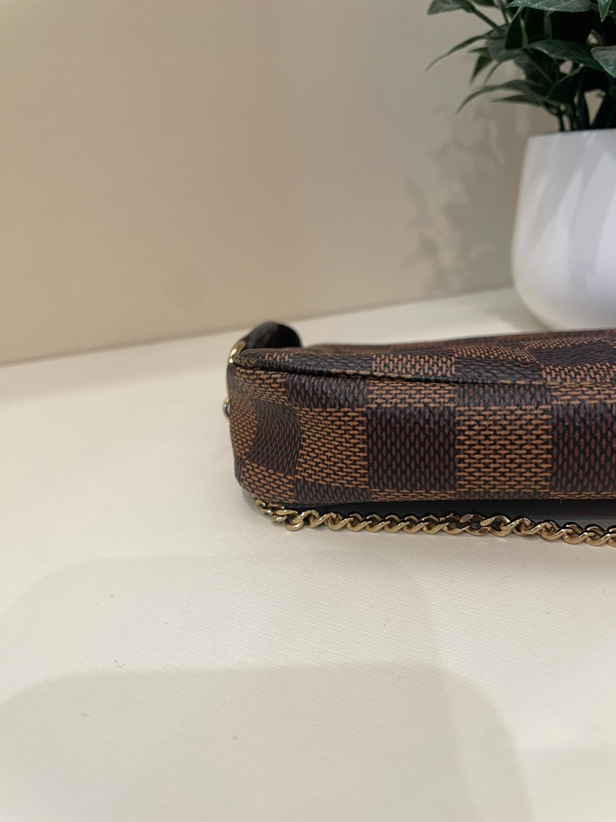 LV Mini Pochette 100%Authentic, 99%New ✅box