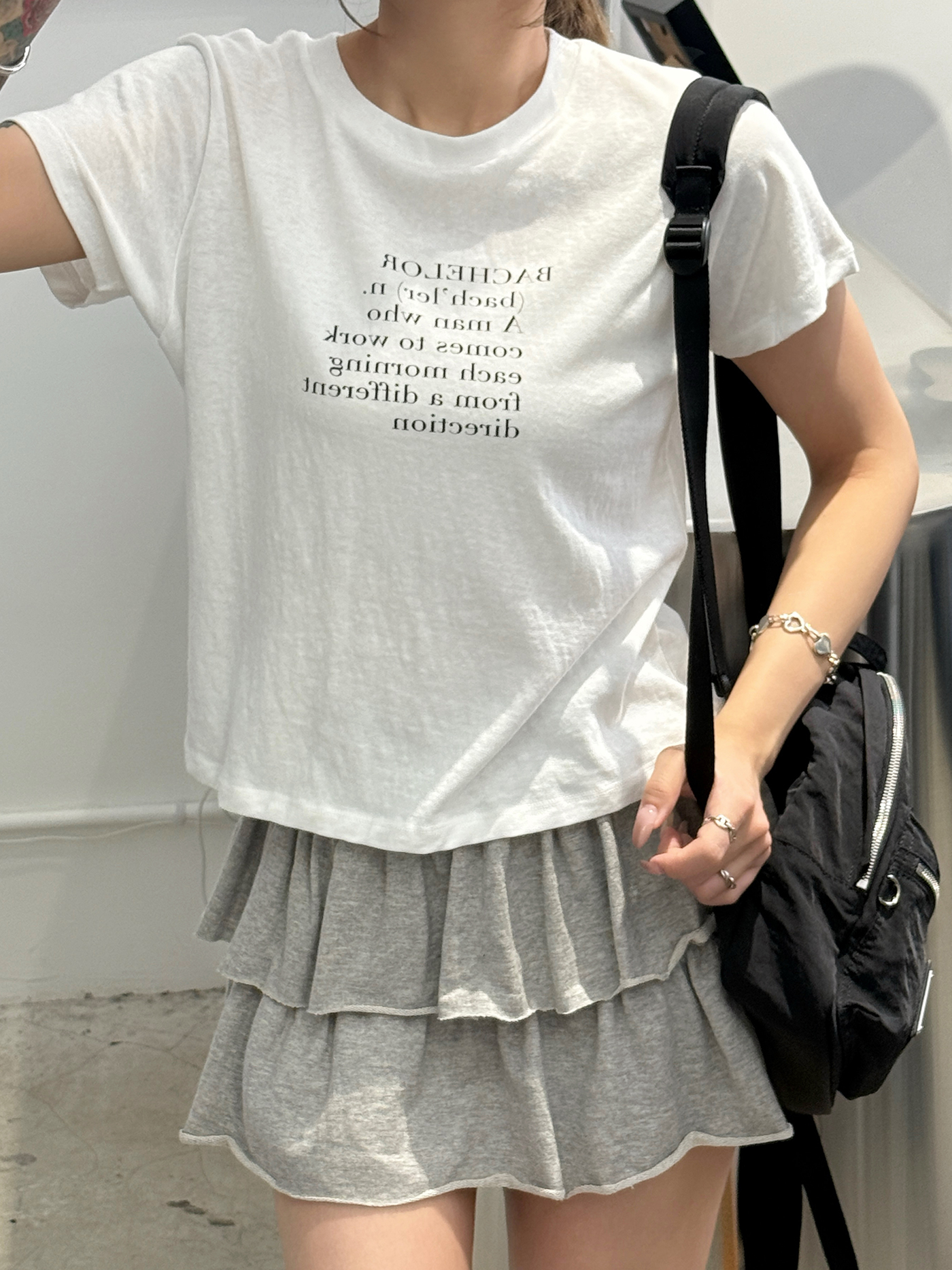 𝐃𝐢𝐜𝐭𝐢𝐨𝐧𝐚𝐫𝐲 𝐪𝐮𝐨𝐭𝐞 𝐩𝐫𝐢𝐧𝐭𝐞𝐝 𝐭-𝐬𝐡𝐢𝐫𝐭