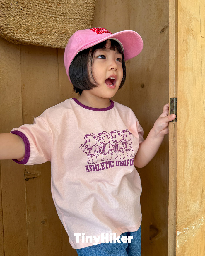 🇰🇷Tiny Hiker tee