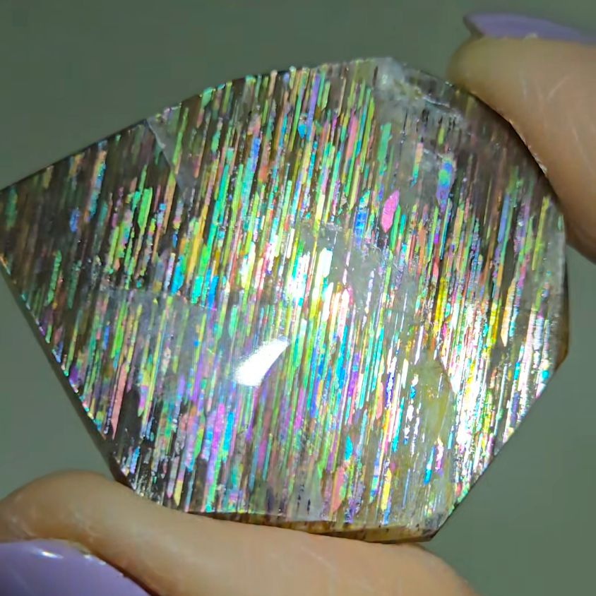 Rainbow meteor shower sunstone - SM75