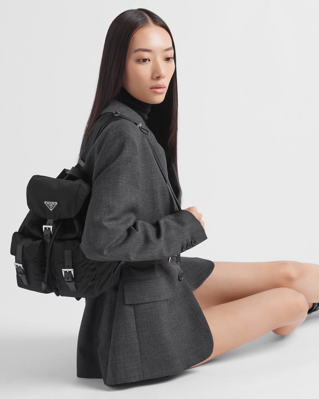 精選貨品折扣✨訂貨📮Prada small size backpack (銀扣) Size 28x23.5x12.5cm