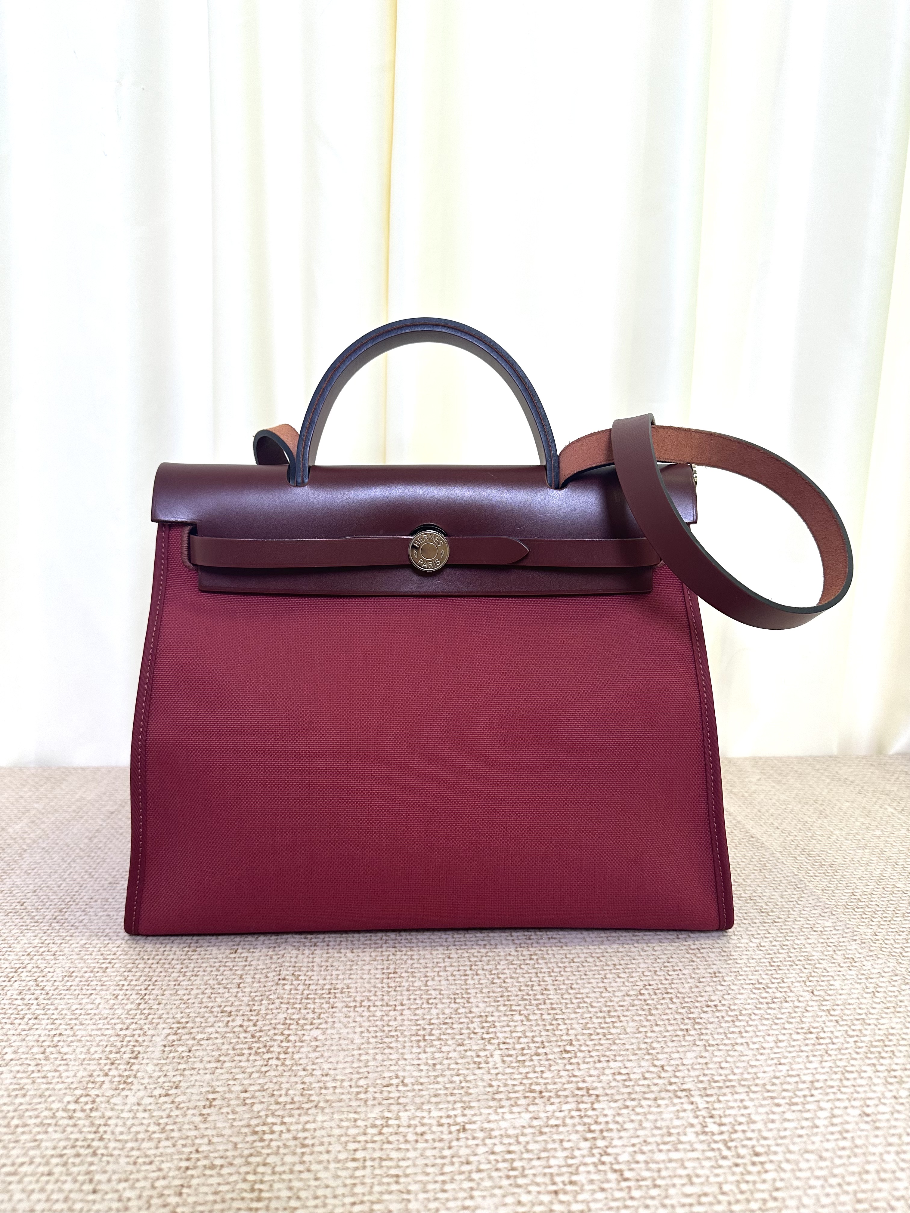 直播貨品 |  [1個-$100 2個-$300］/Stamp C/ BB71