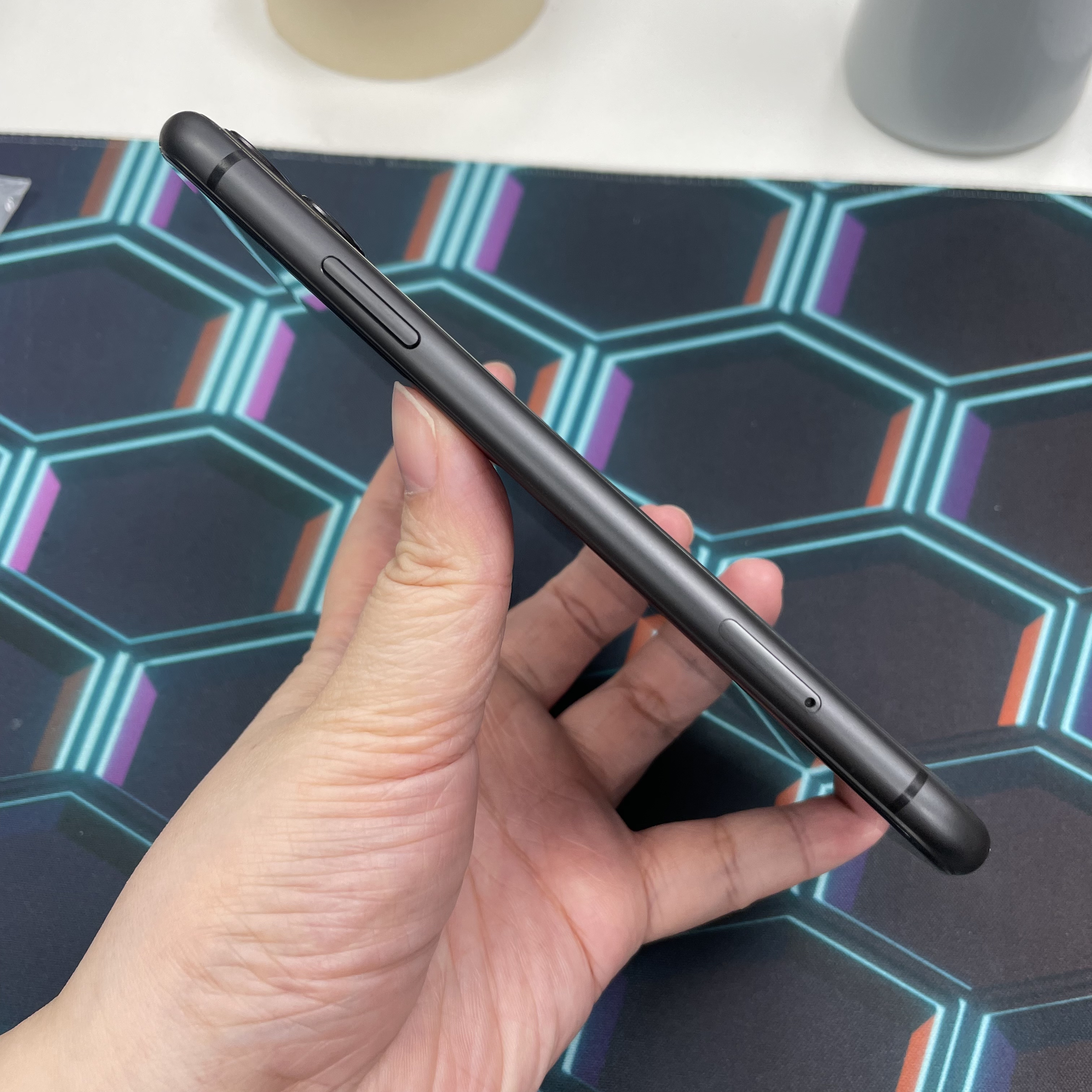 *6135 11 完美機 64GB 電75 黑色 black