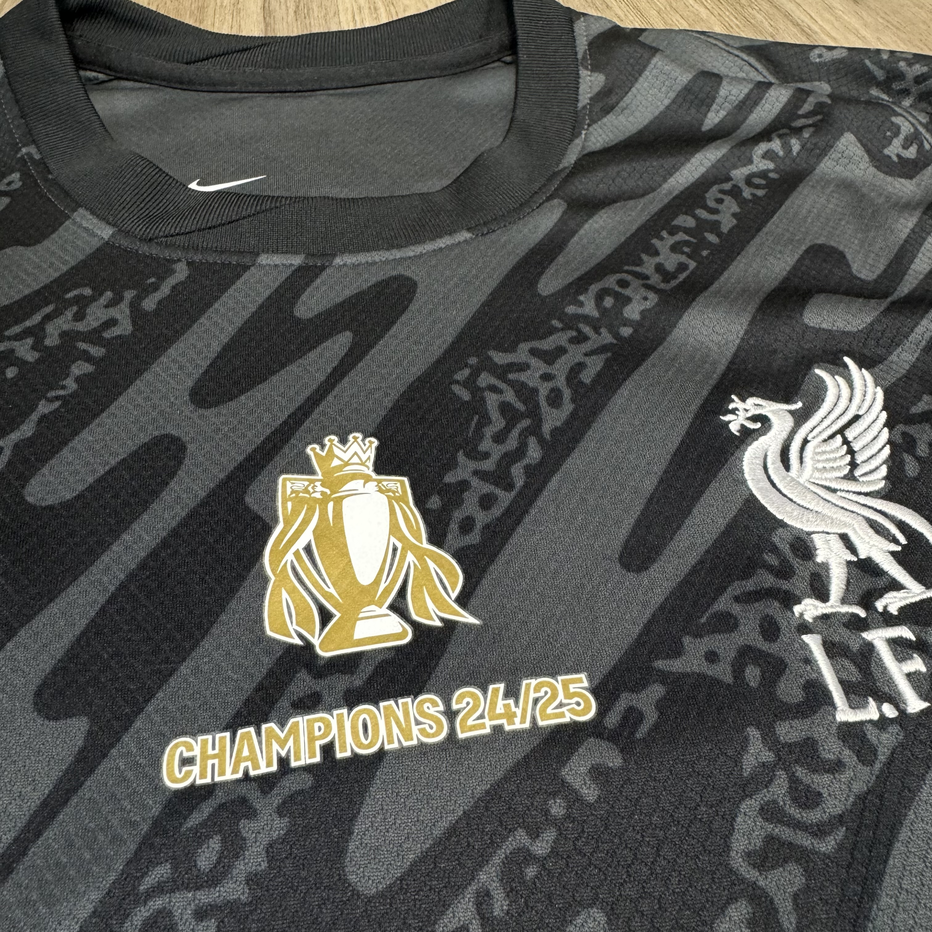 Liverpool 24/25 Premier League Winners Trophy Edition