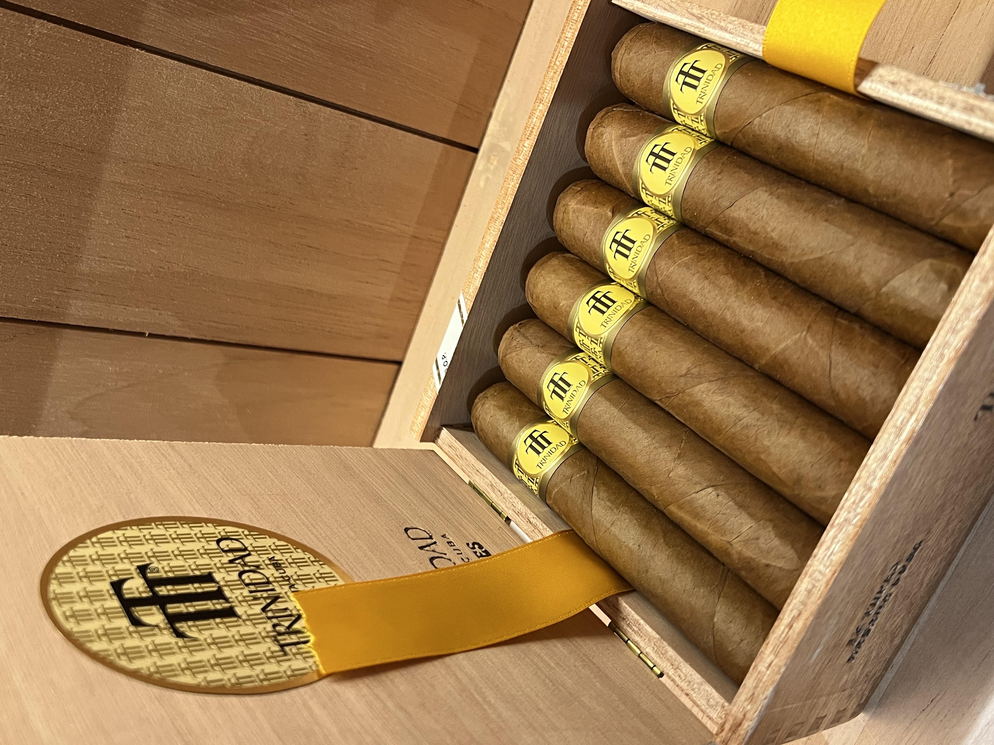 Trinidad千里達維達拖普斯Topes（12支）