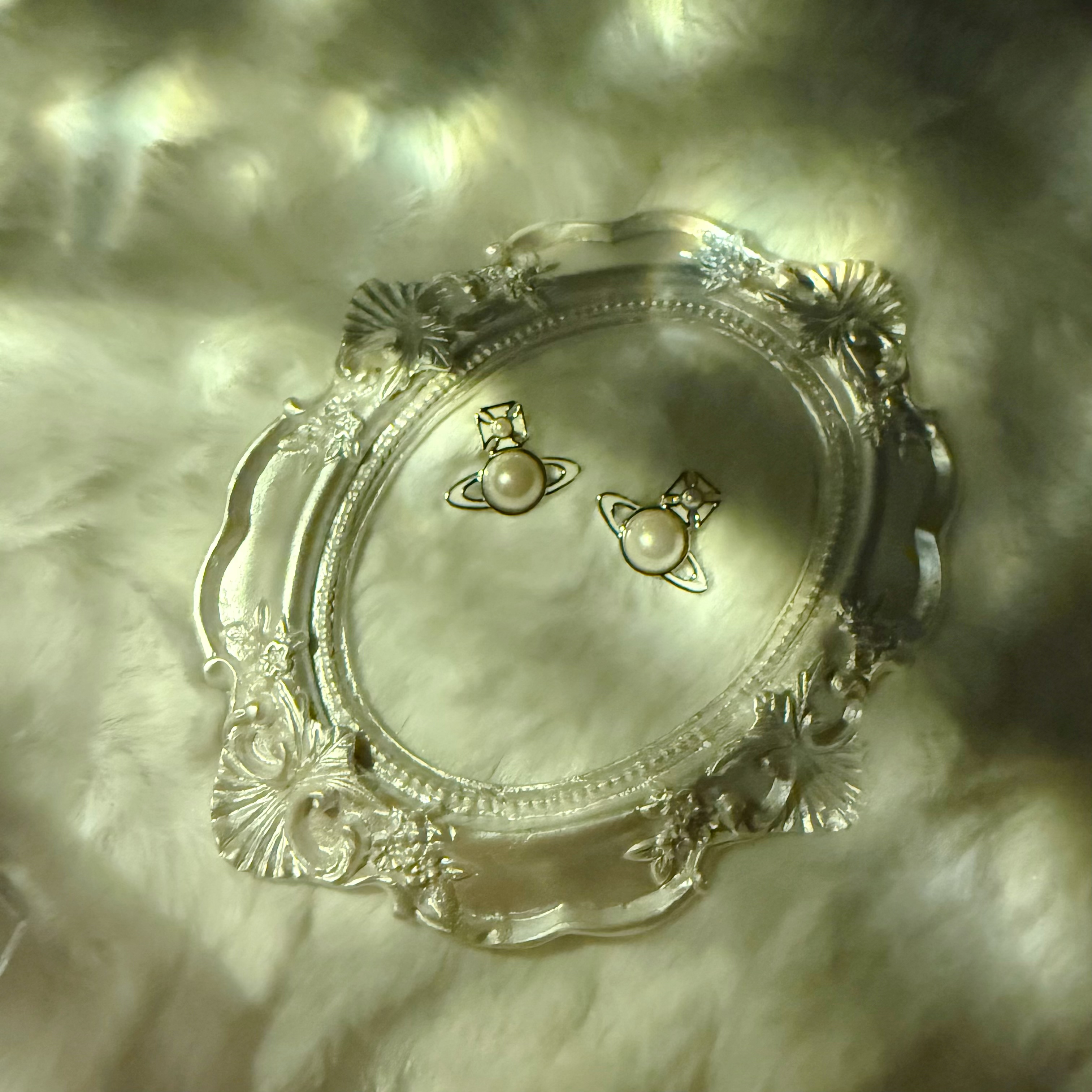 VW Tillya earrings pearl ob/W