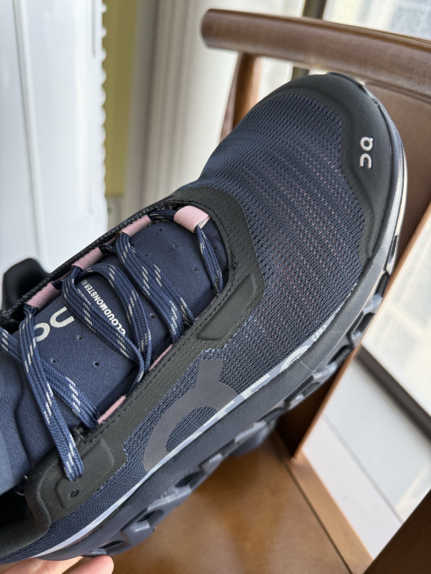 On Cloudmonster Void