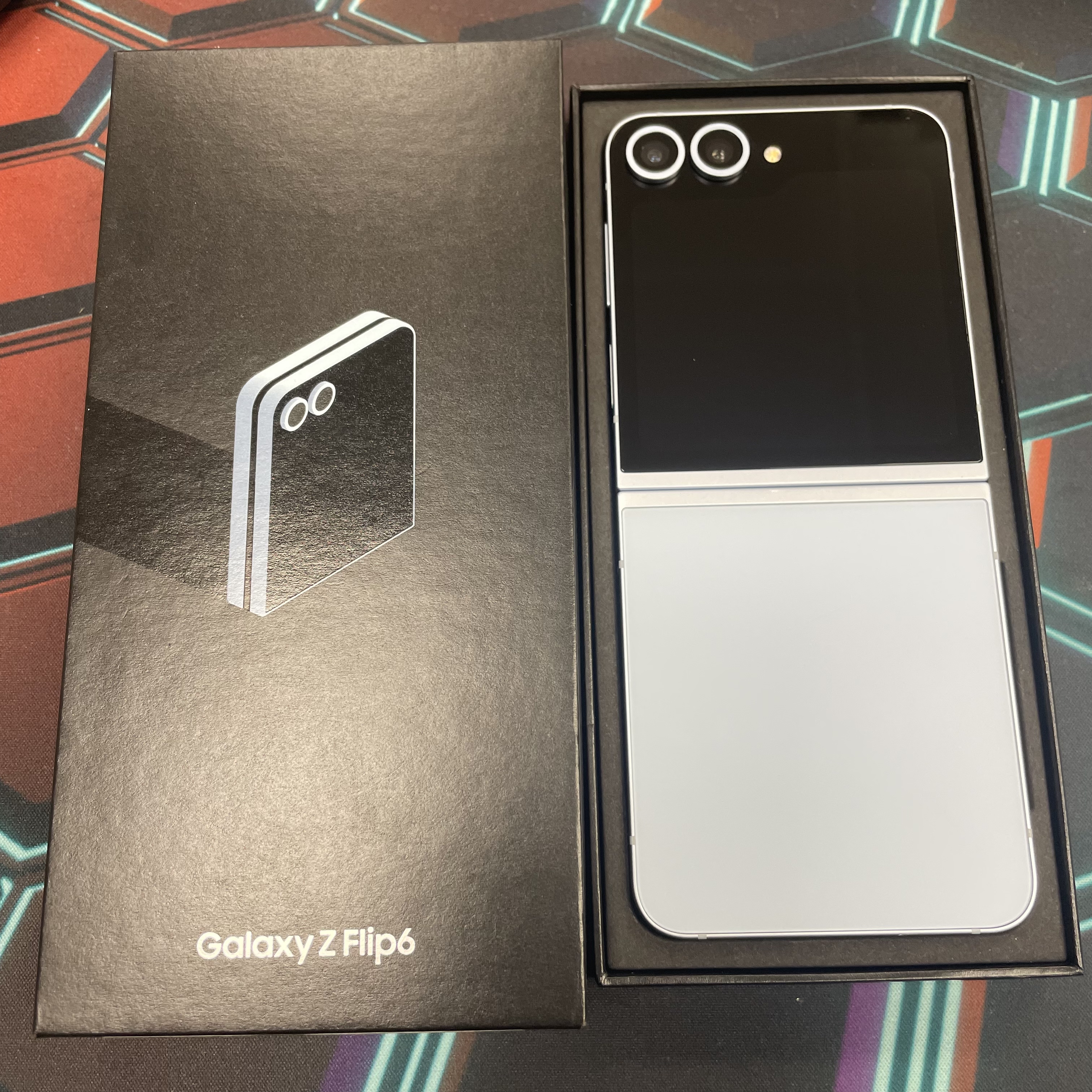 *6799B Galaxy Z Flip 6 勁靚機 12+256GB 藍色 blue 國際版