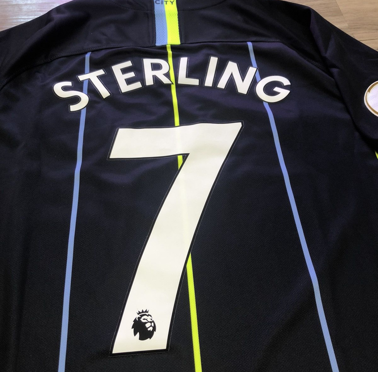 Manchester City 18/19 away shirt #7 Sterling (Bnwt)