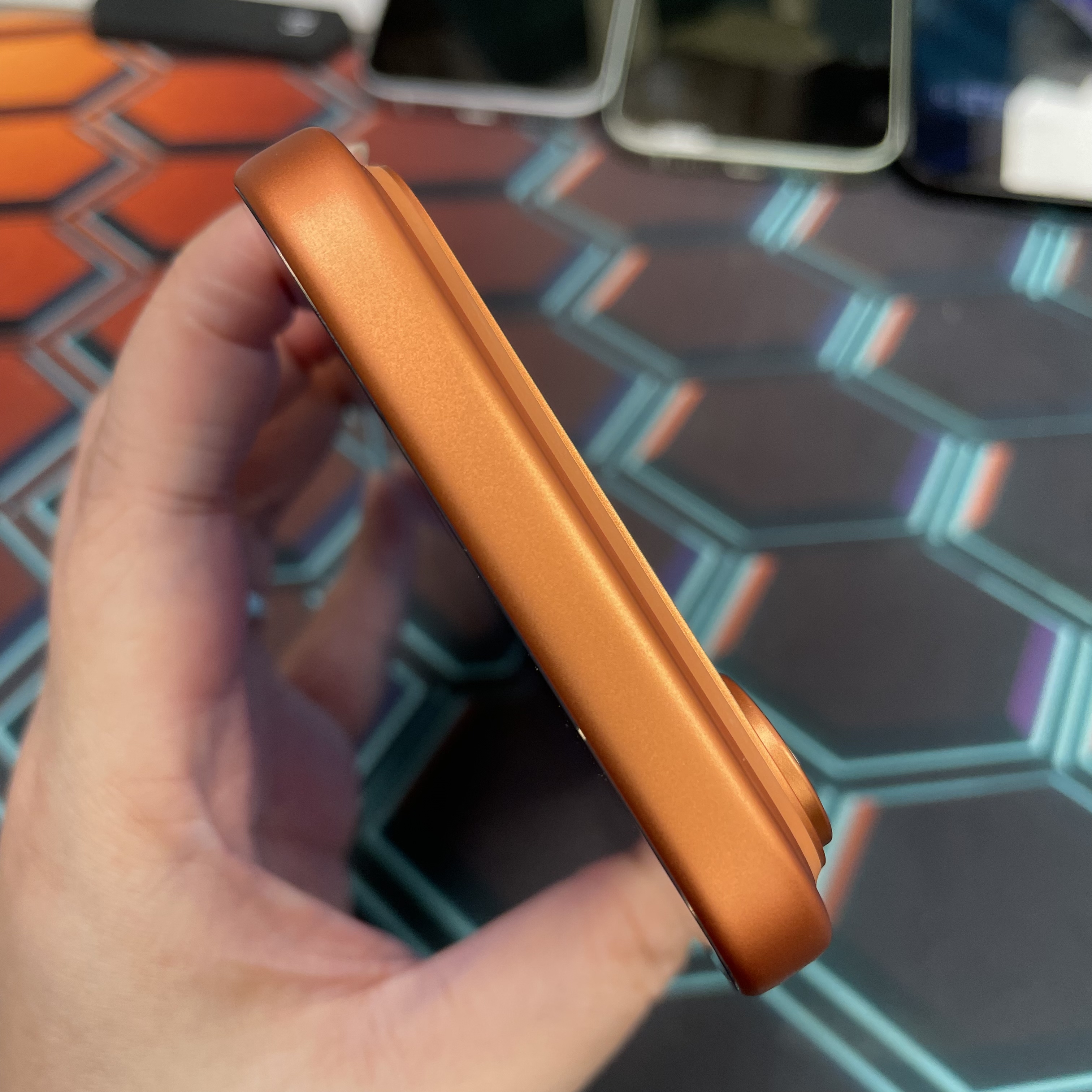 *8261 17 pro max 勁靚機 2TB 電100 橙色 orange