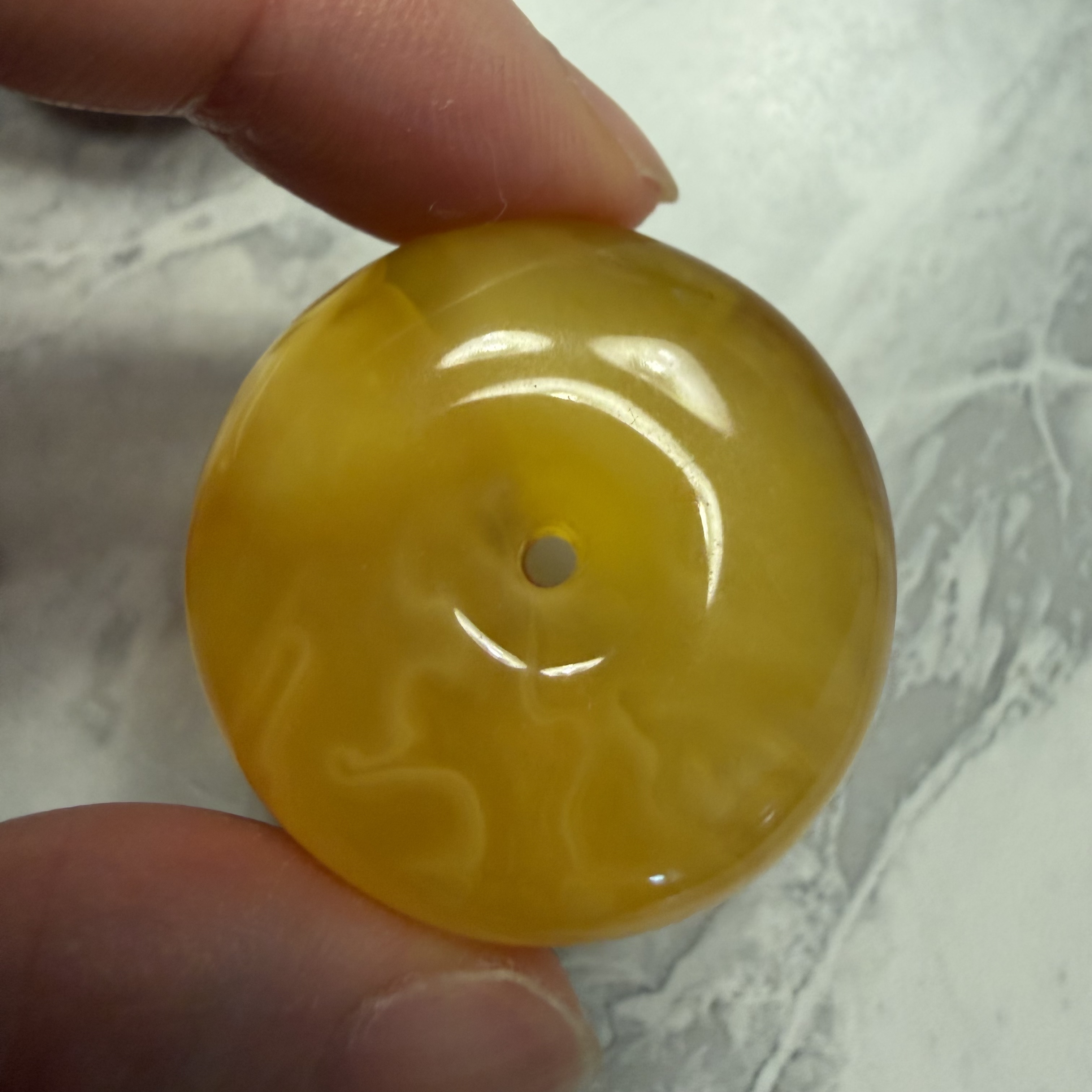 ［閉店一口價］波羅的海金白妖花平安扣