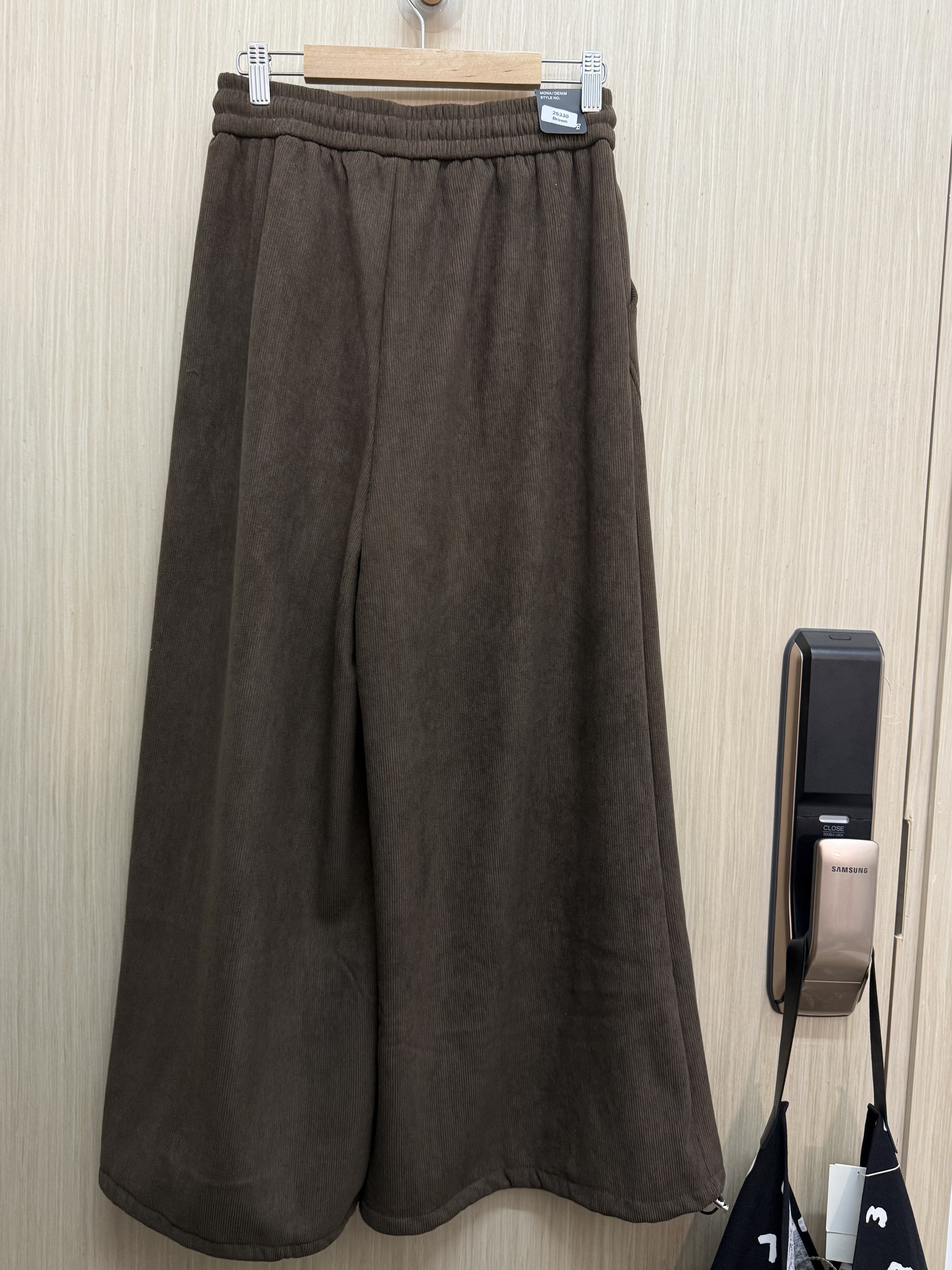 羅紋束腳褲（咖啡色）