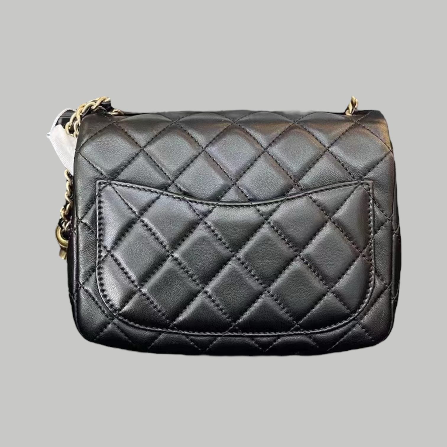 Chanel 羊皮方胖金球