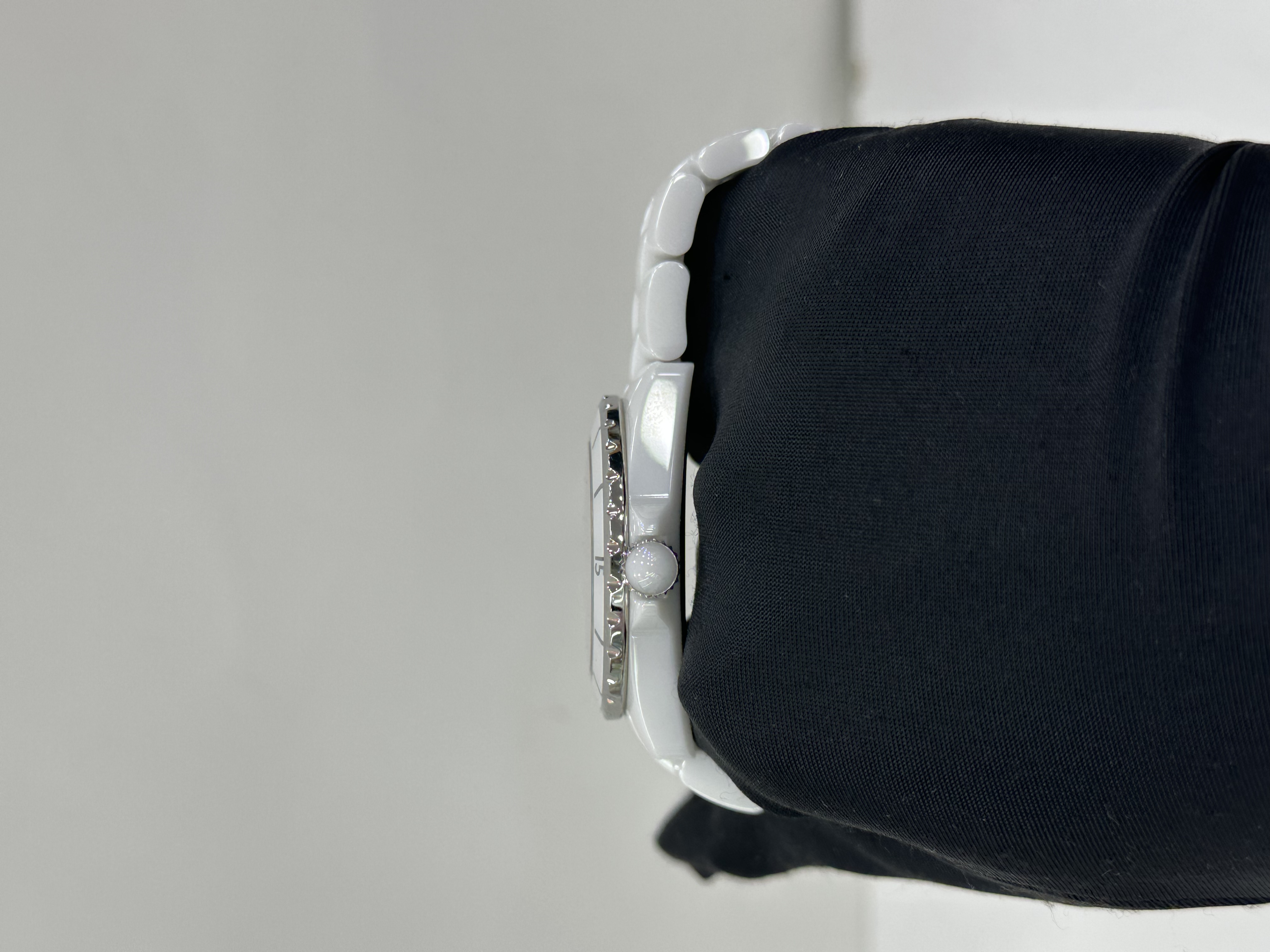 直播貨品 |  [1個-$100 2個-$300］GG33