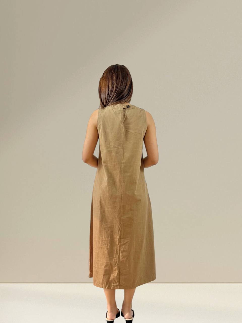 W80006 - Column Dress