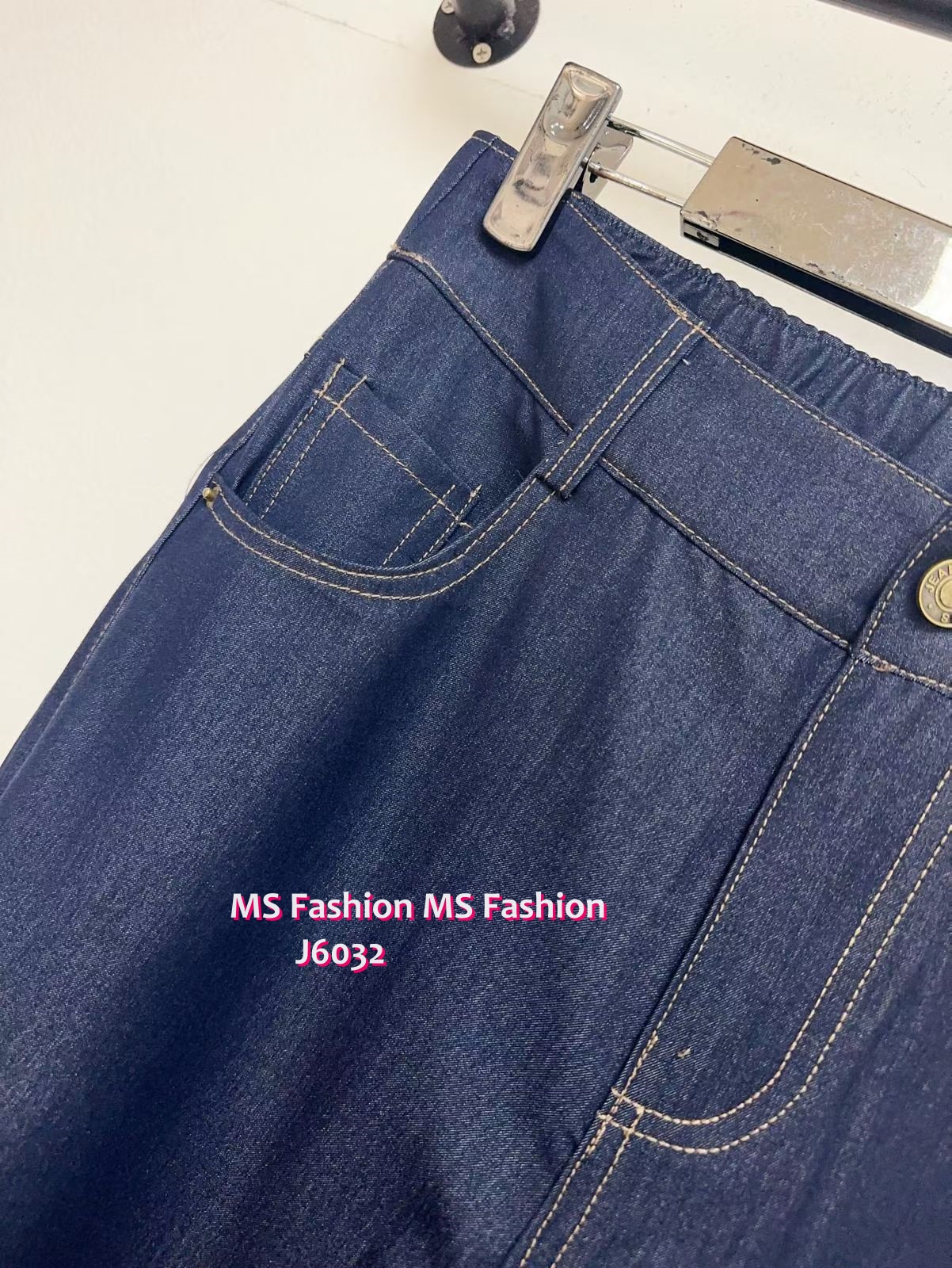 J6032 韓國🇰🇷輕薄牛仔色布料闊筒褲