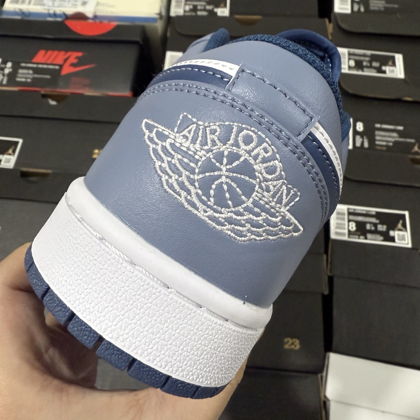 Nike Air Jordan 1 Low “Ashen Slate”553558-414