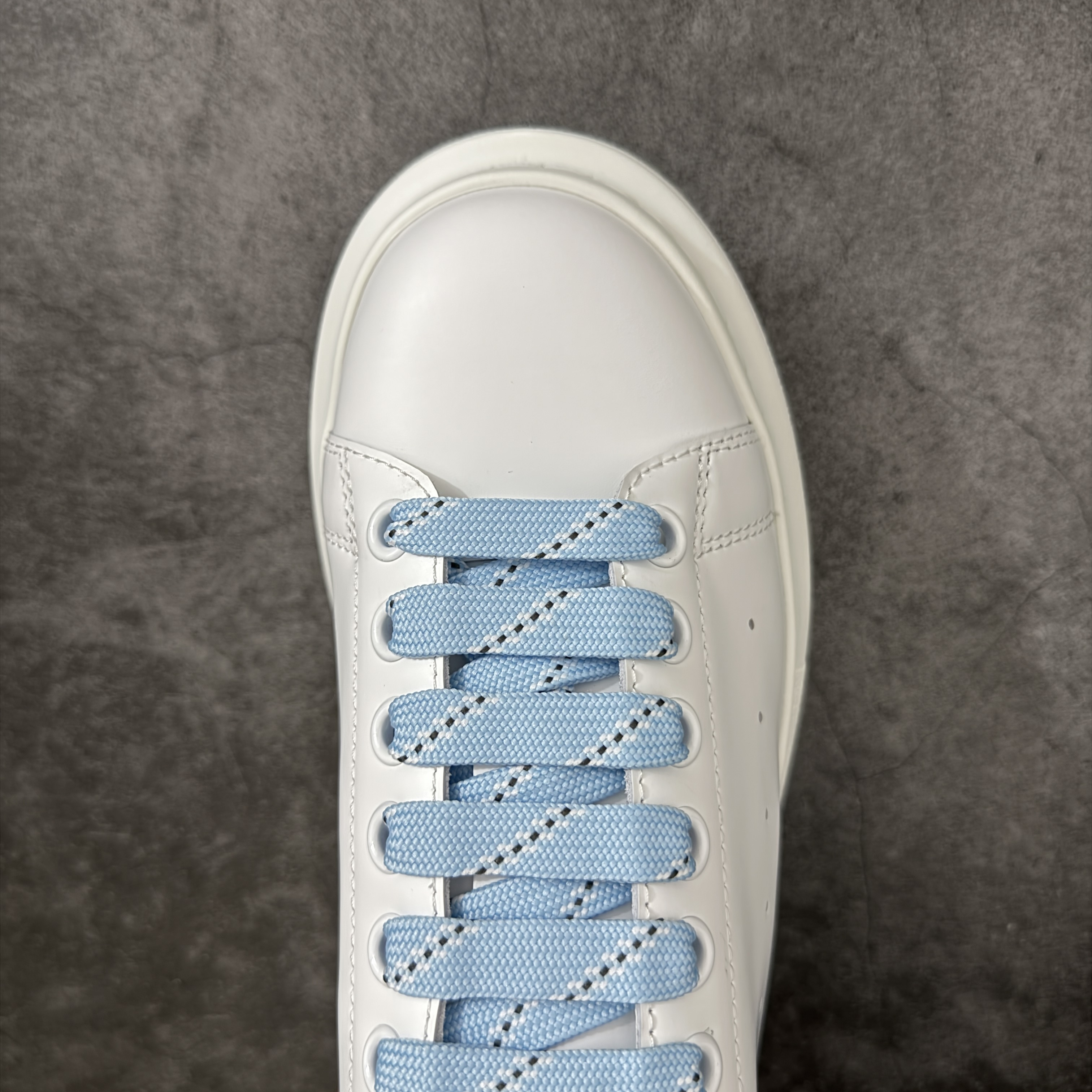 Alexander McQueen Oversized Sneaker