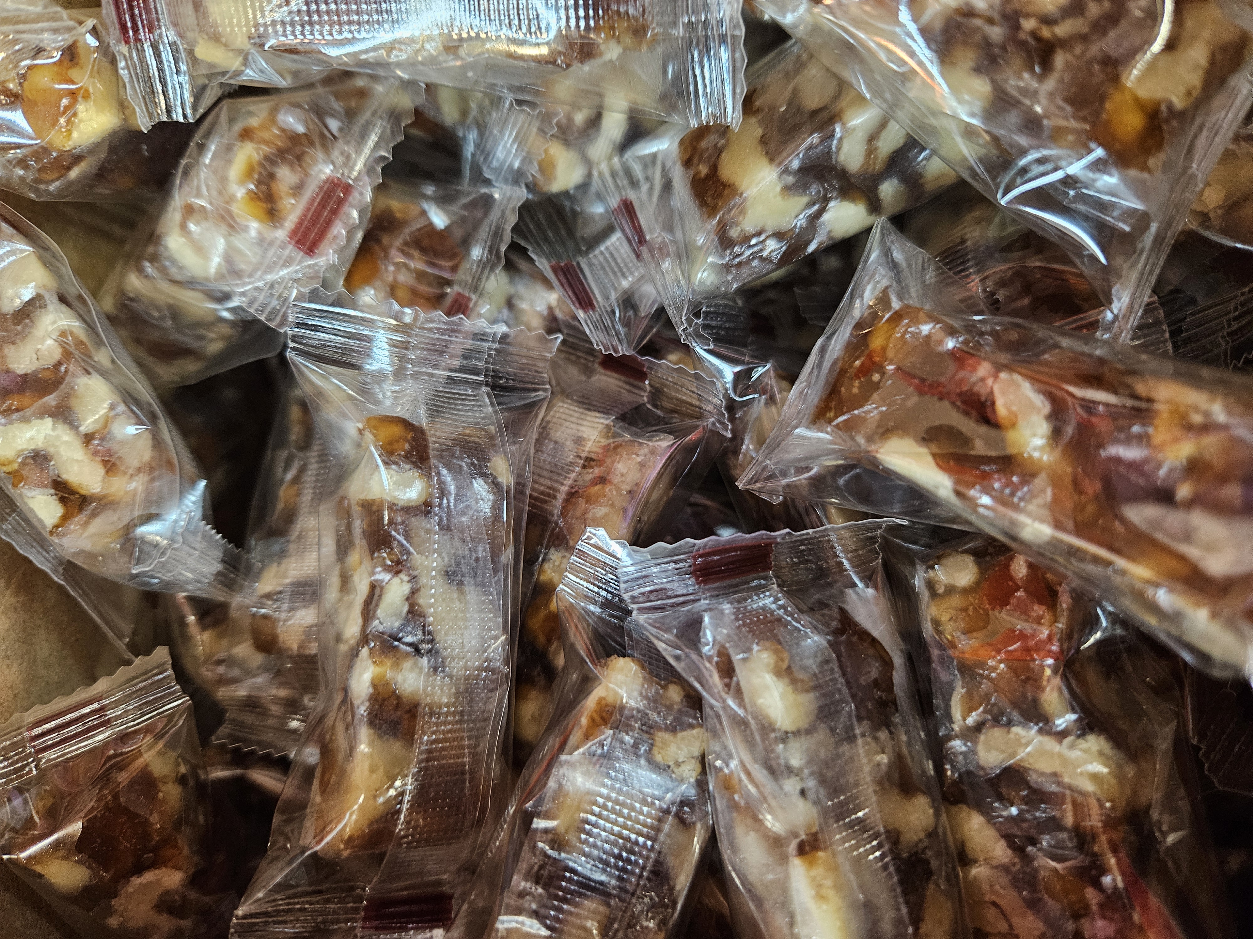 本港制南枣核桃糕 每磅