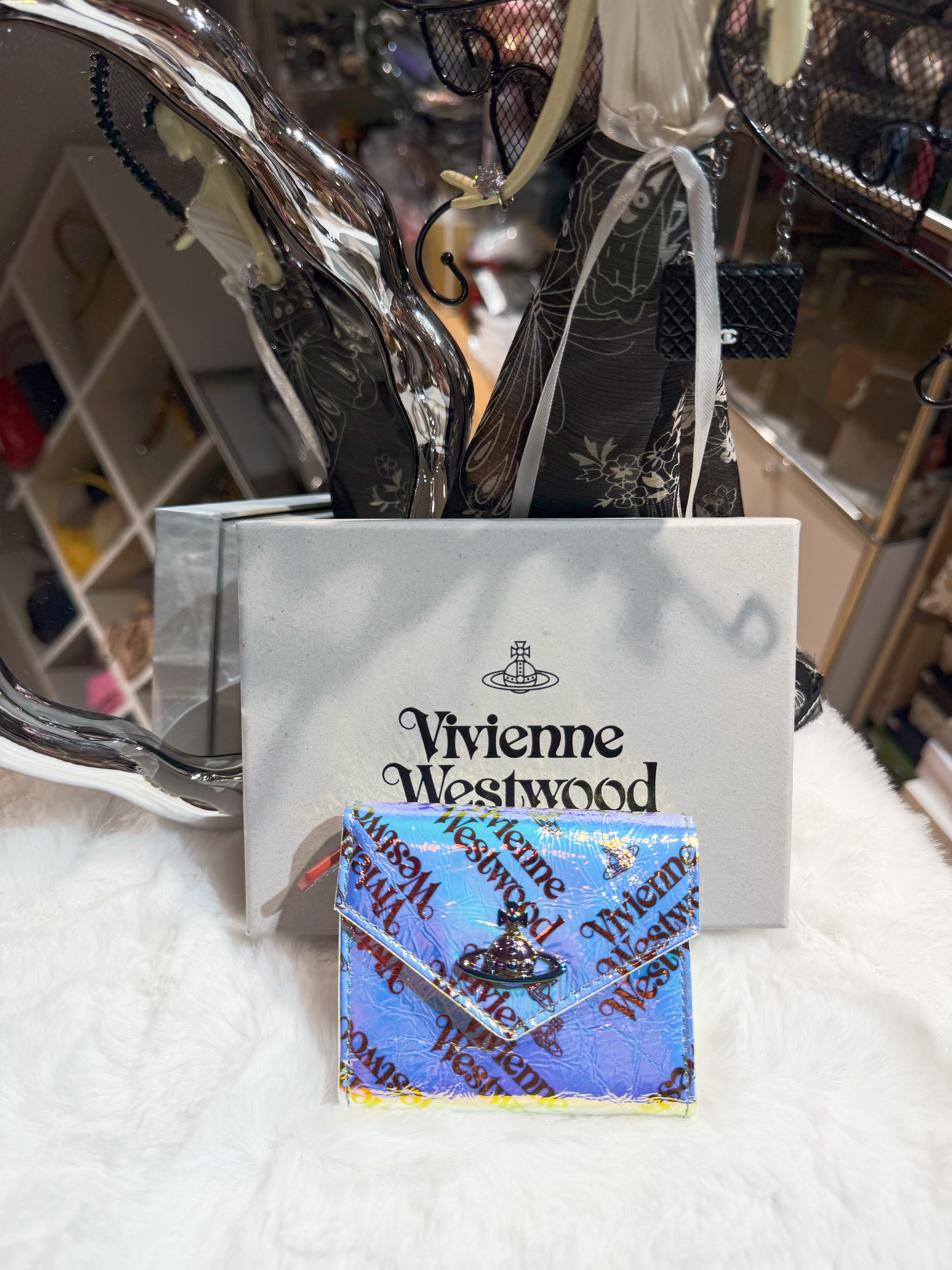 VW envelope wallet laser blue