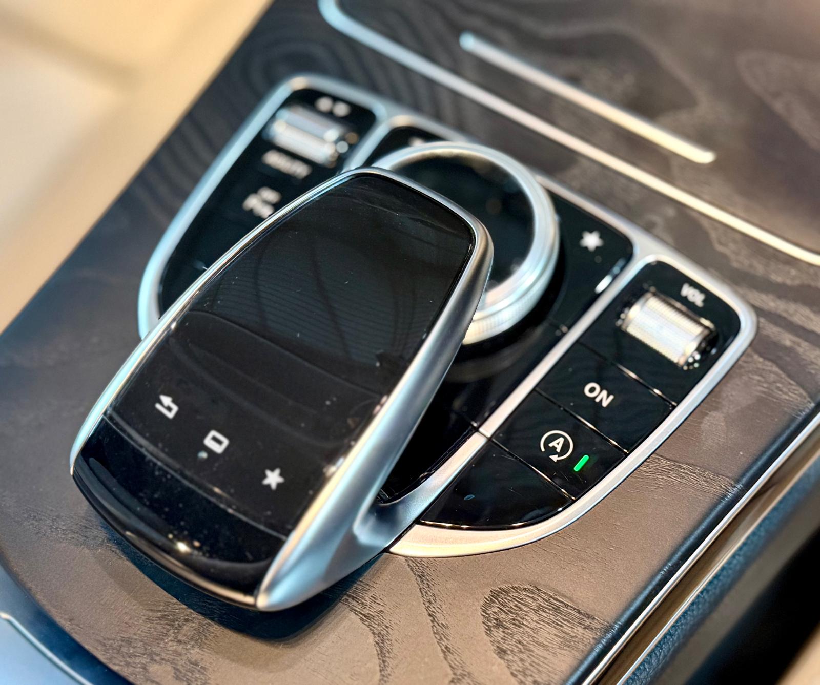 Mercedes-Benz C200 (W205) 2014