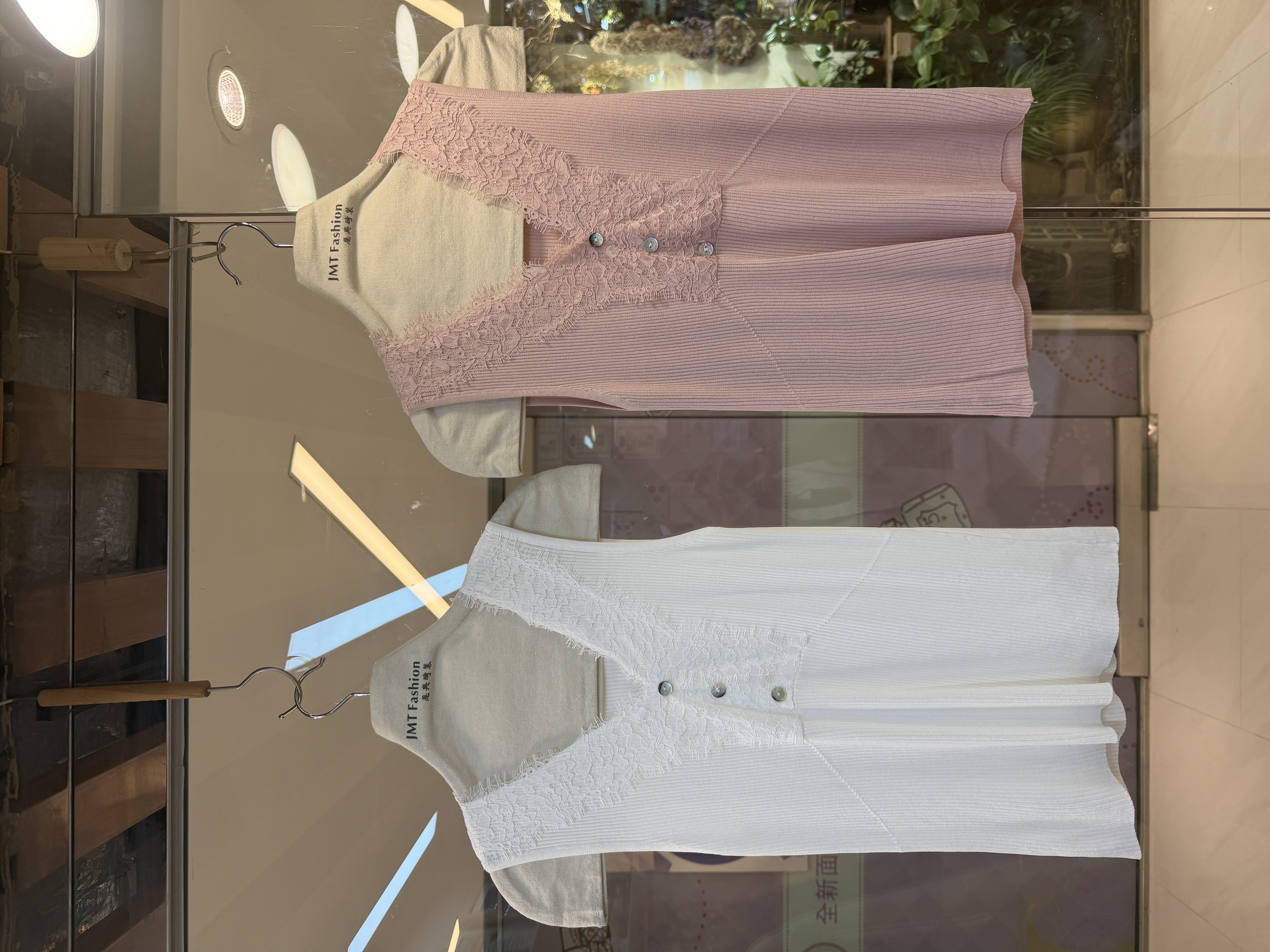 韓國V領針織背心 M584 04Pe59160