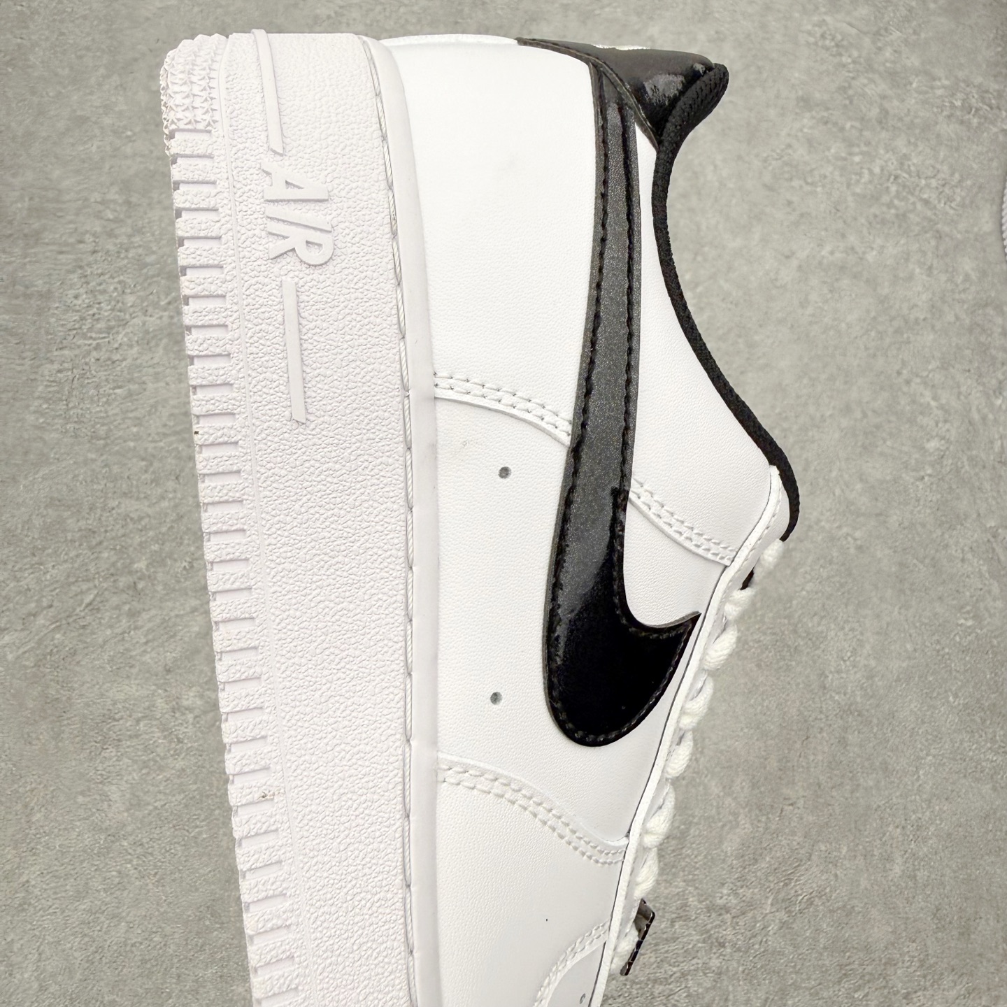 Nike Air Force 1 '07 LV8 HF2898-101