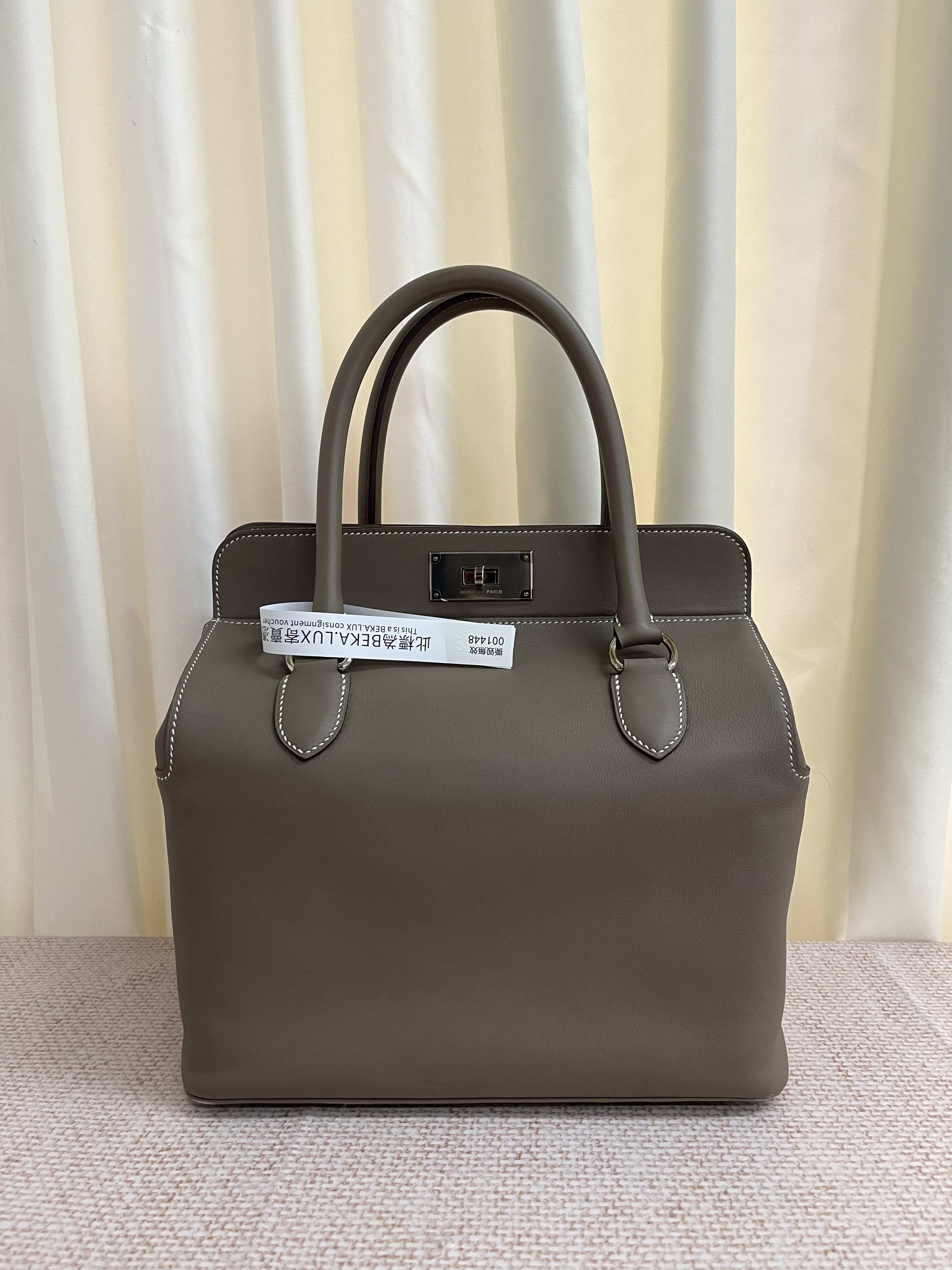 Pre-owned Hermes Toolbox 26/ Stamp R / Product Code: 26022101