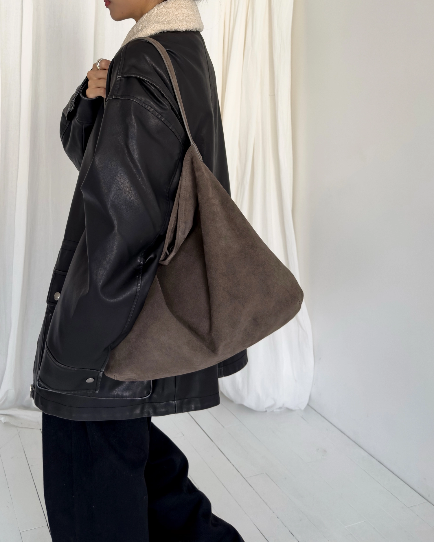 【26FW 】預訂_Ove Bag L By Bucks & leather