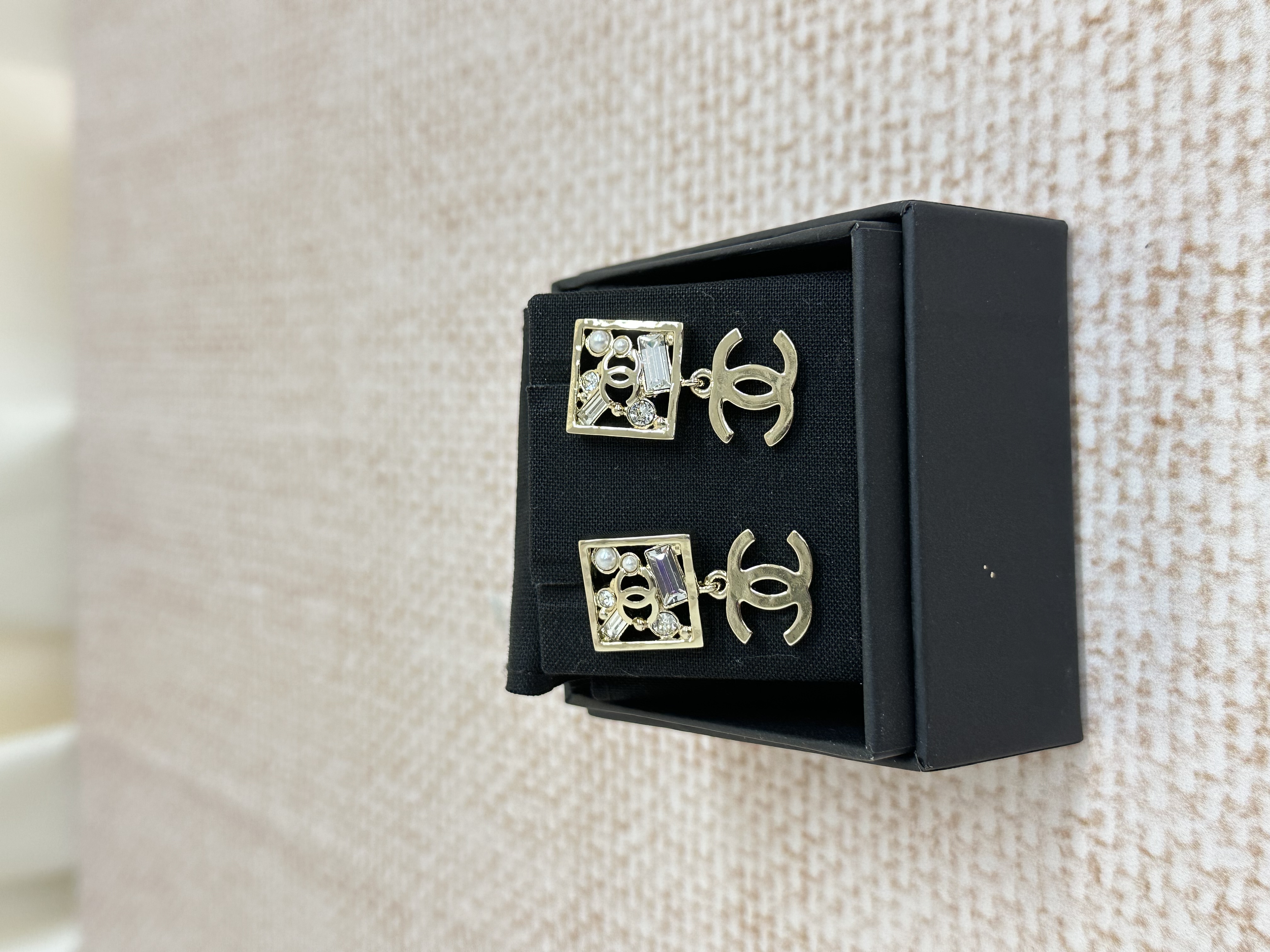 Pre-owned Chanel earrings / Product Code: 26031301