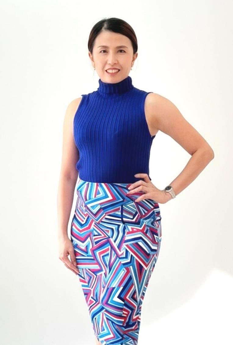 Sleeveless High-Neck Ribbed Knit Top