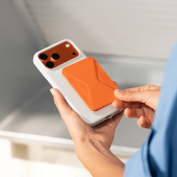 MOFT Trackable Wallet Stand 可追蹤磁吸式手機支架