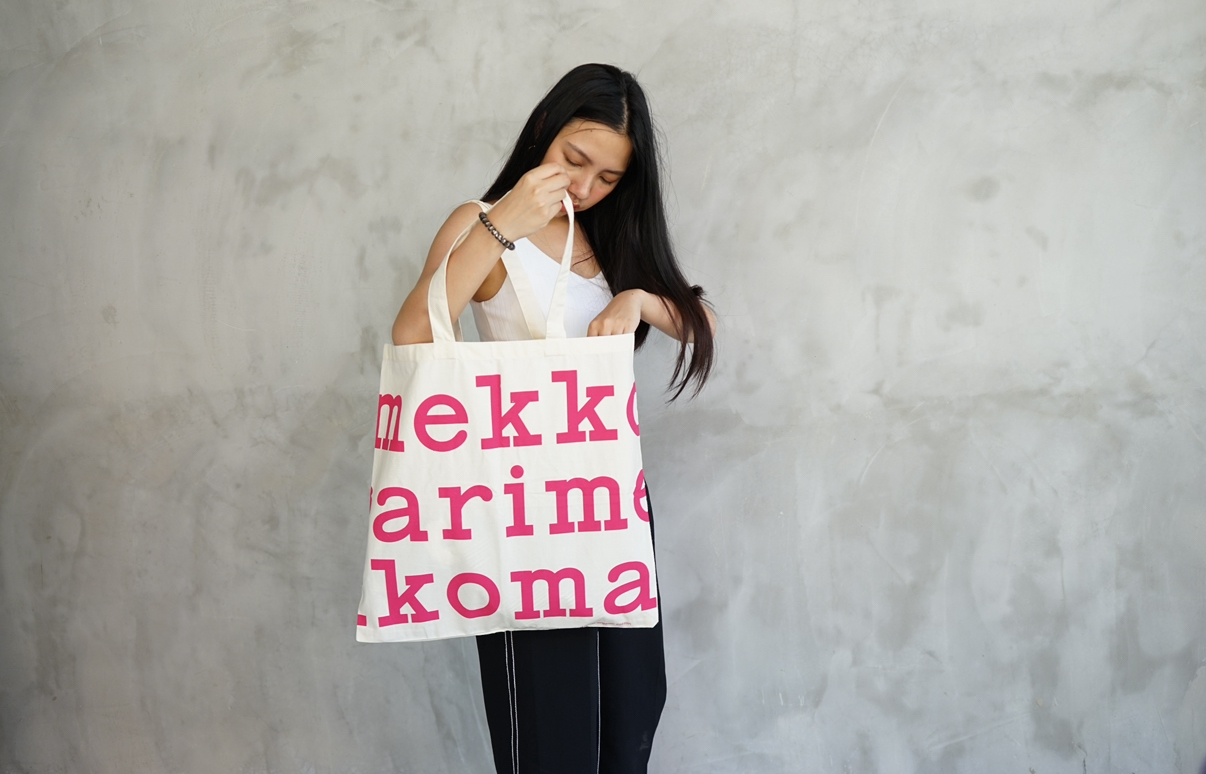 Marimekko Tote Bag   Marimekko 米白色 桃紅色 /粉紅色帆布袋 上膊 大袋 tote bag 環袋 
